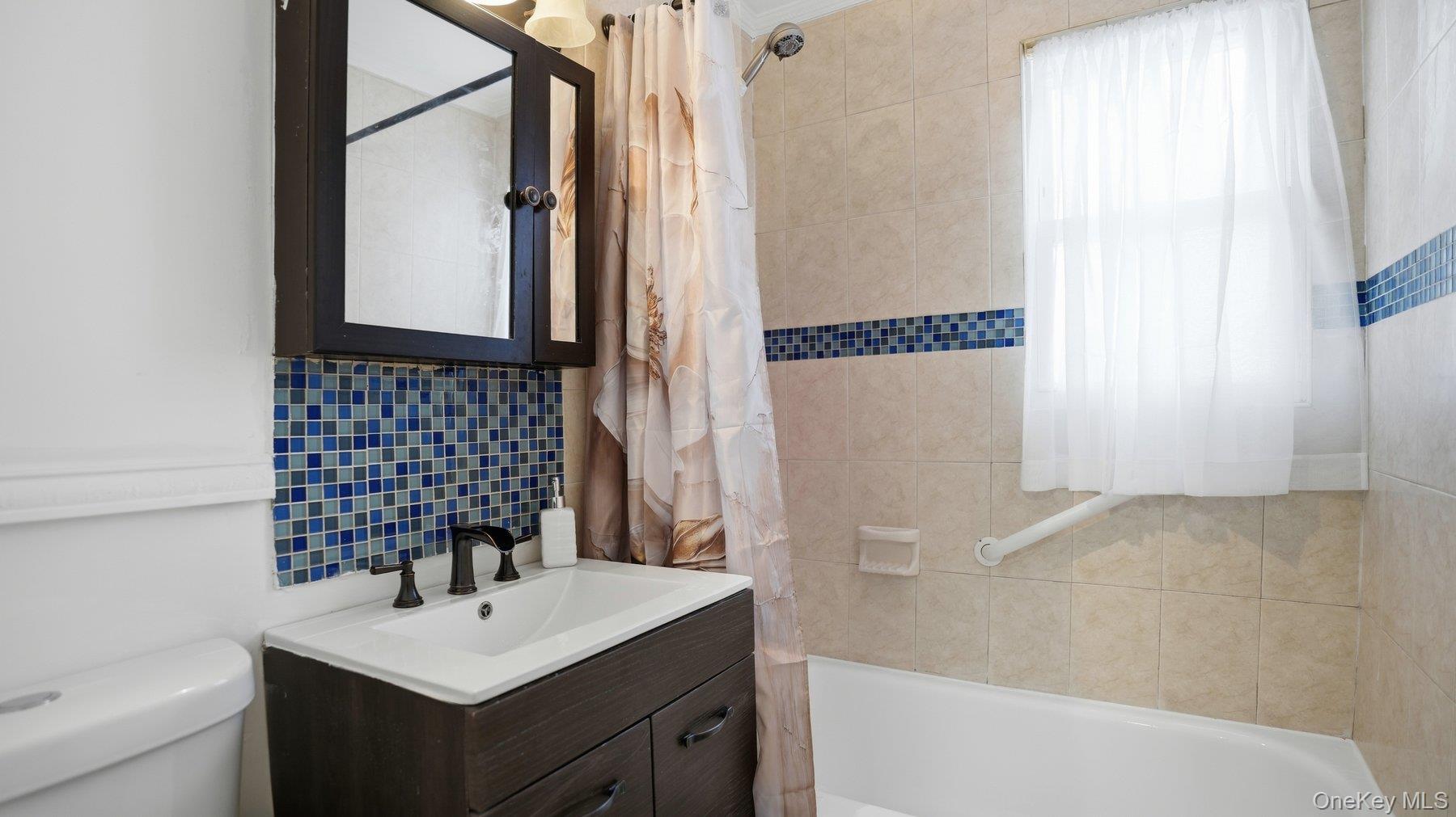 #7 photo, 8 Myrtle Avenue, Brookhaven , NY 11717