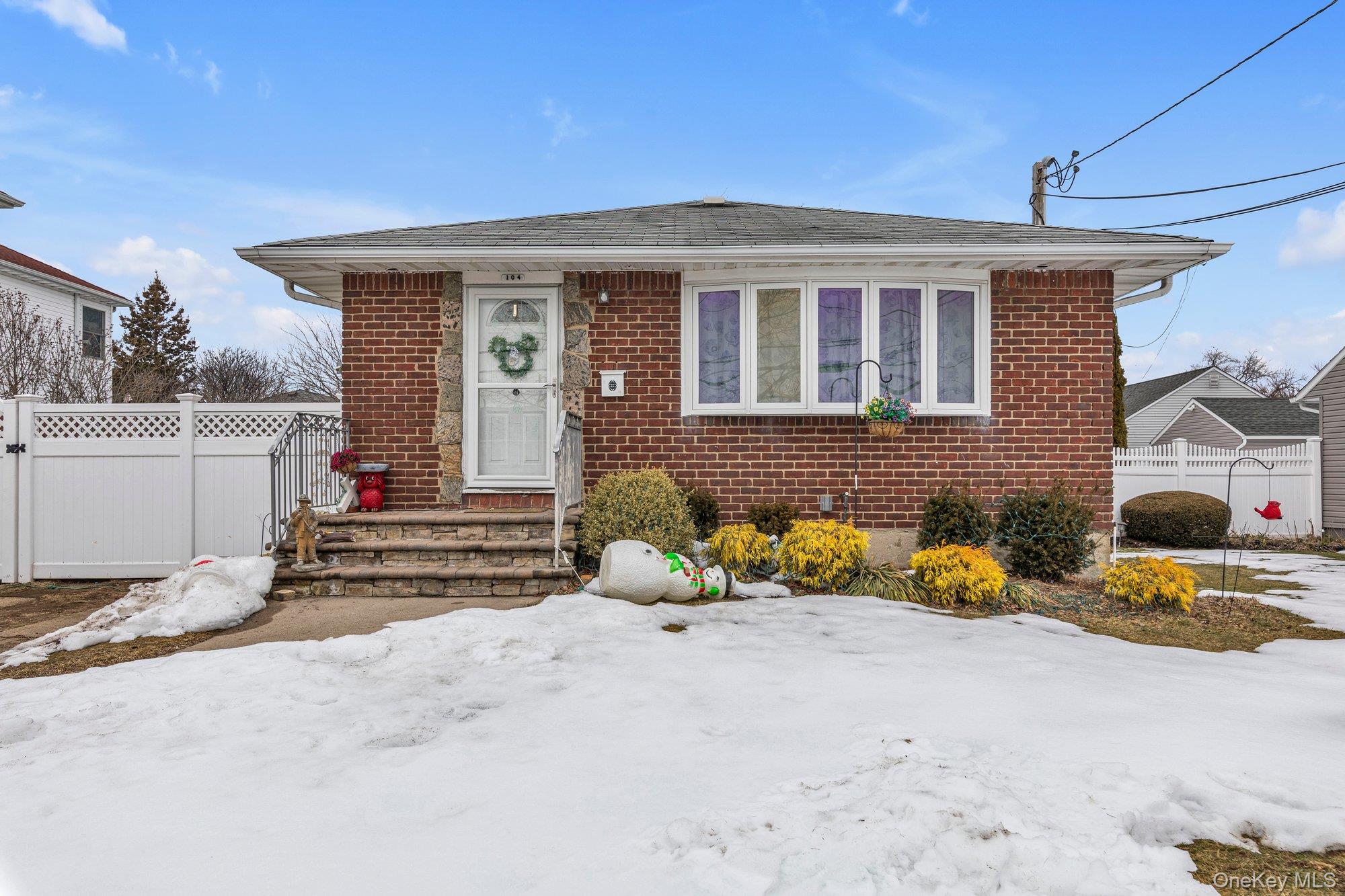 #1 photo, 104 Meade Avenue, Bethpage , NY 11714