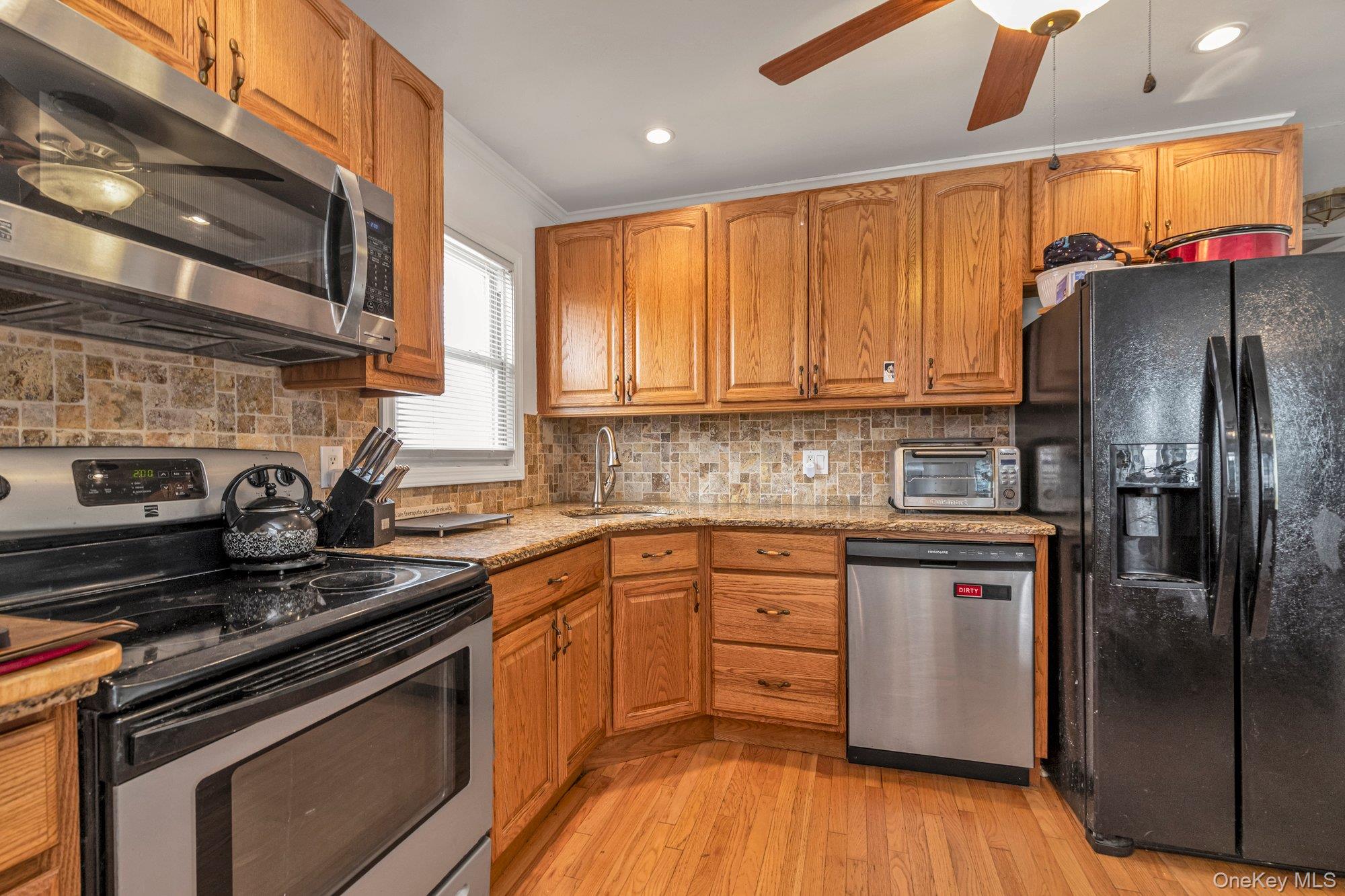 #6 photo, 104 Meade Avenue, Bethpage , NY 11714