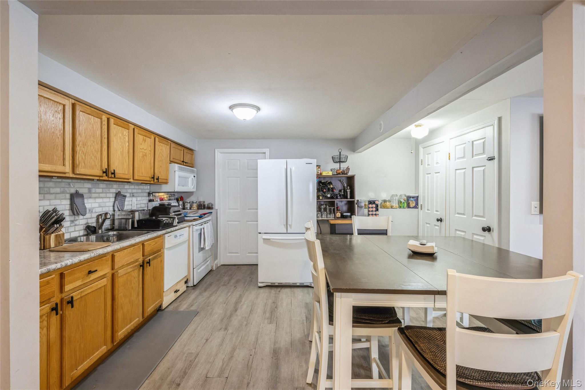 #19 photo, 2 Udalia Road, سوفولك West Islip , NY 11795