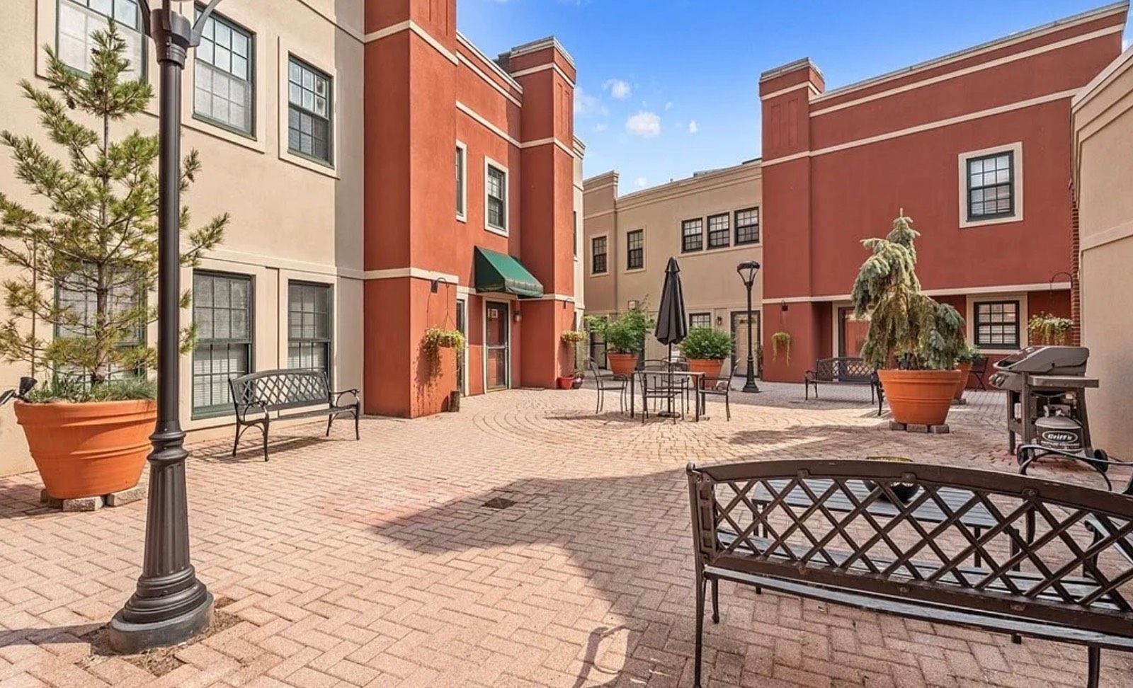 #7 photo, 133 Walton St, #Townhouse 129, Syracuse , NY 13202