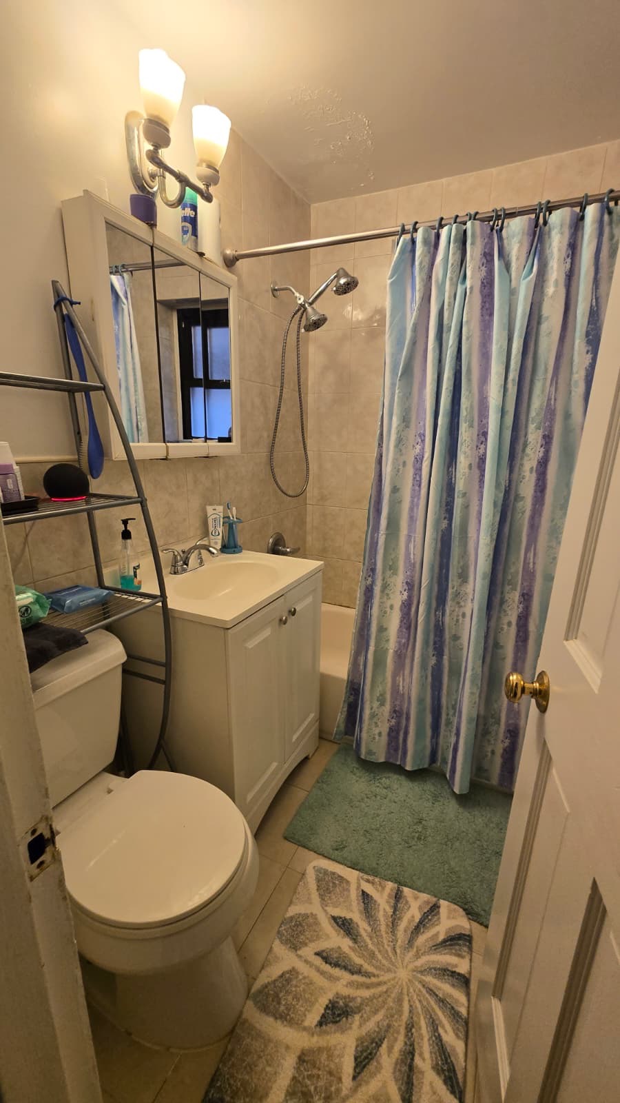 #16 photo, 11860 Metropolitan Ave., #3E, Kew Gardens , NY 11415