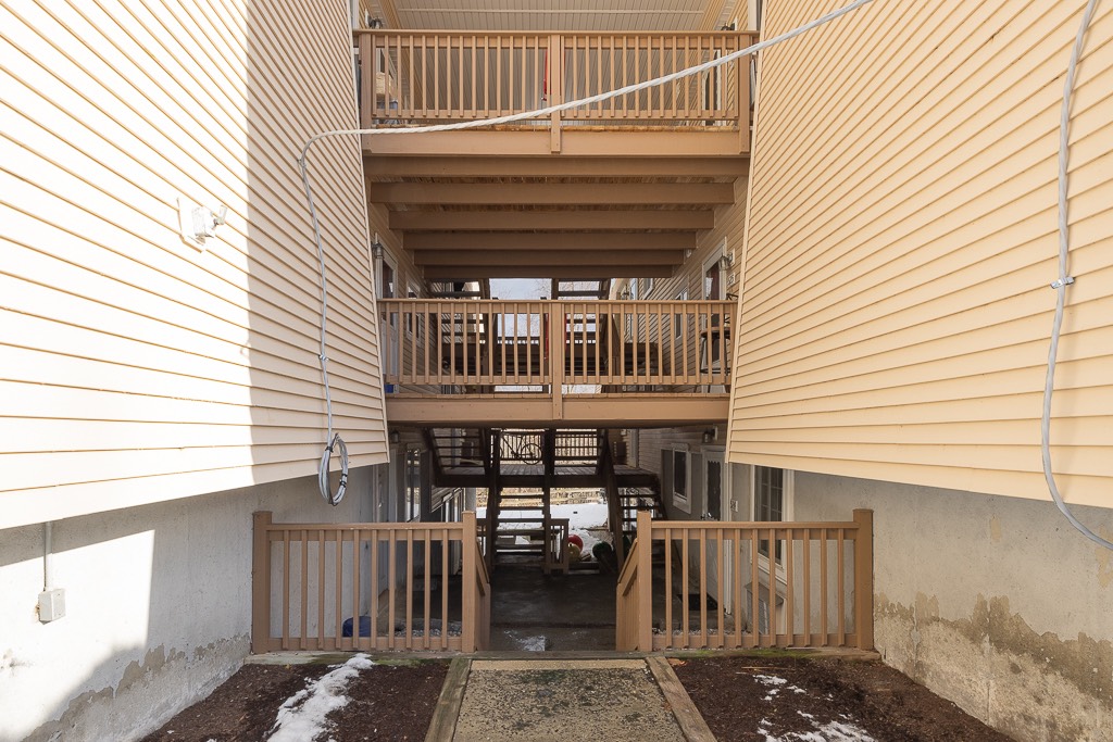 #21 photo, 529 Fox Run Lane, Carmel , NY 10512