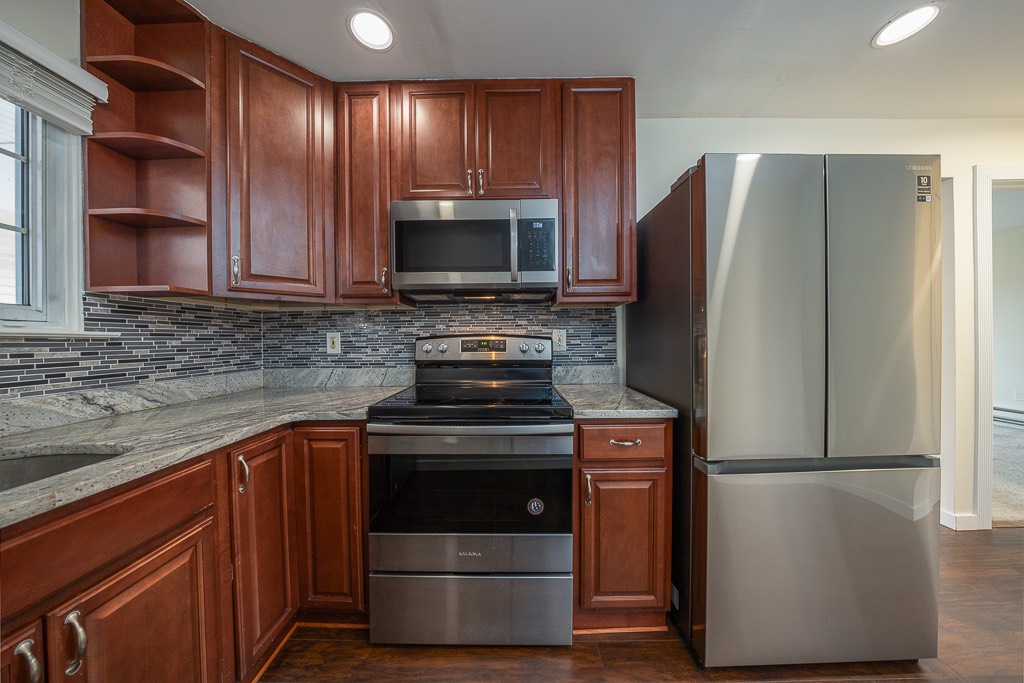 #3 photo, 529 Fox Run Lane, Carmel , NY 10512