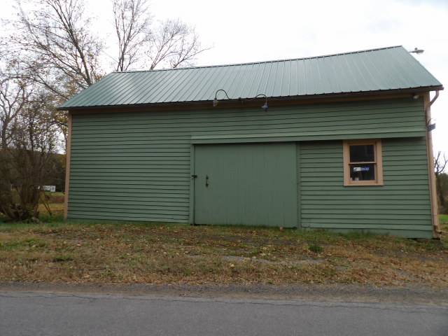 #16 photo, 225 Co Hwy 8, 紐約州 Gilbertsville , NY 13808