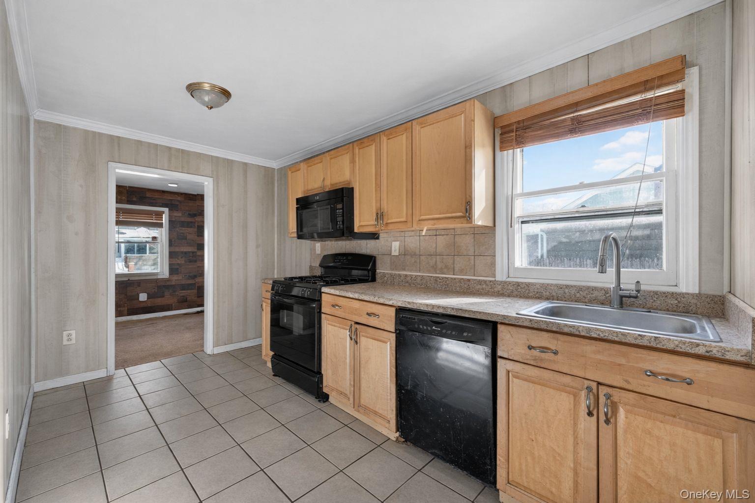 #5 photo, 12 Hackensack Road, Mastic Beach , NY 11951