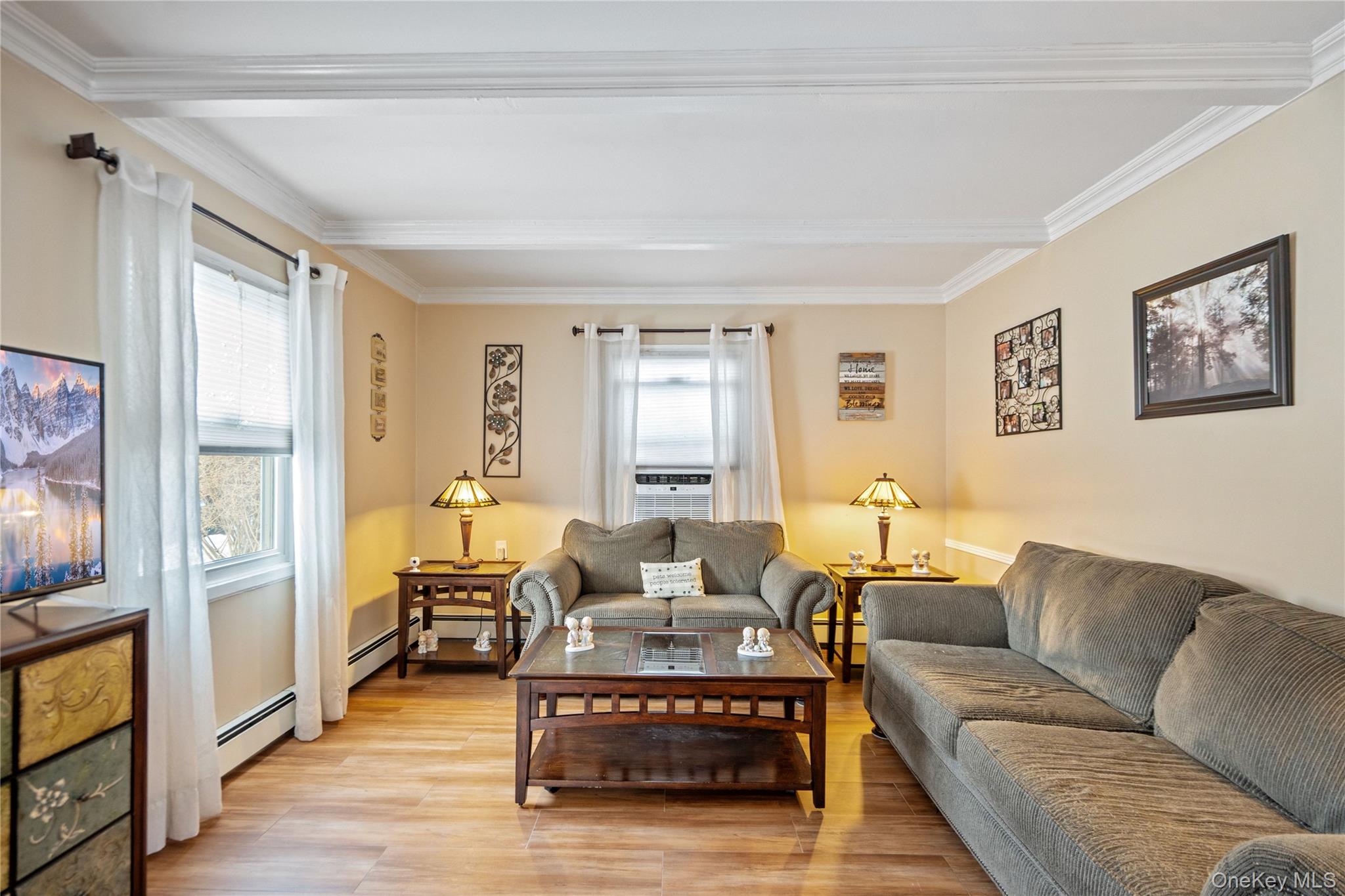 #5 photo, 108 Swan Lane, Levittown , NY 11756