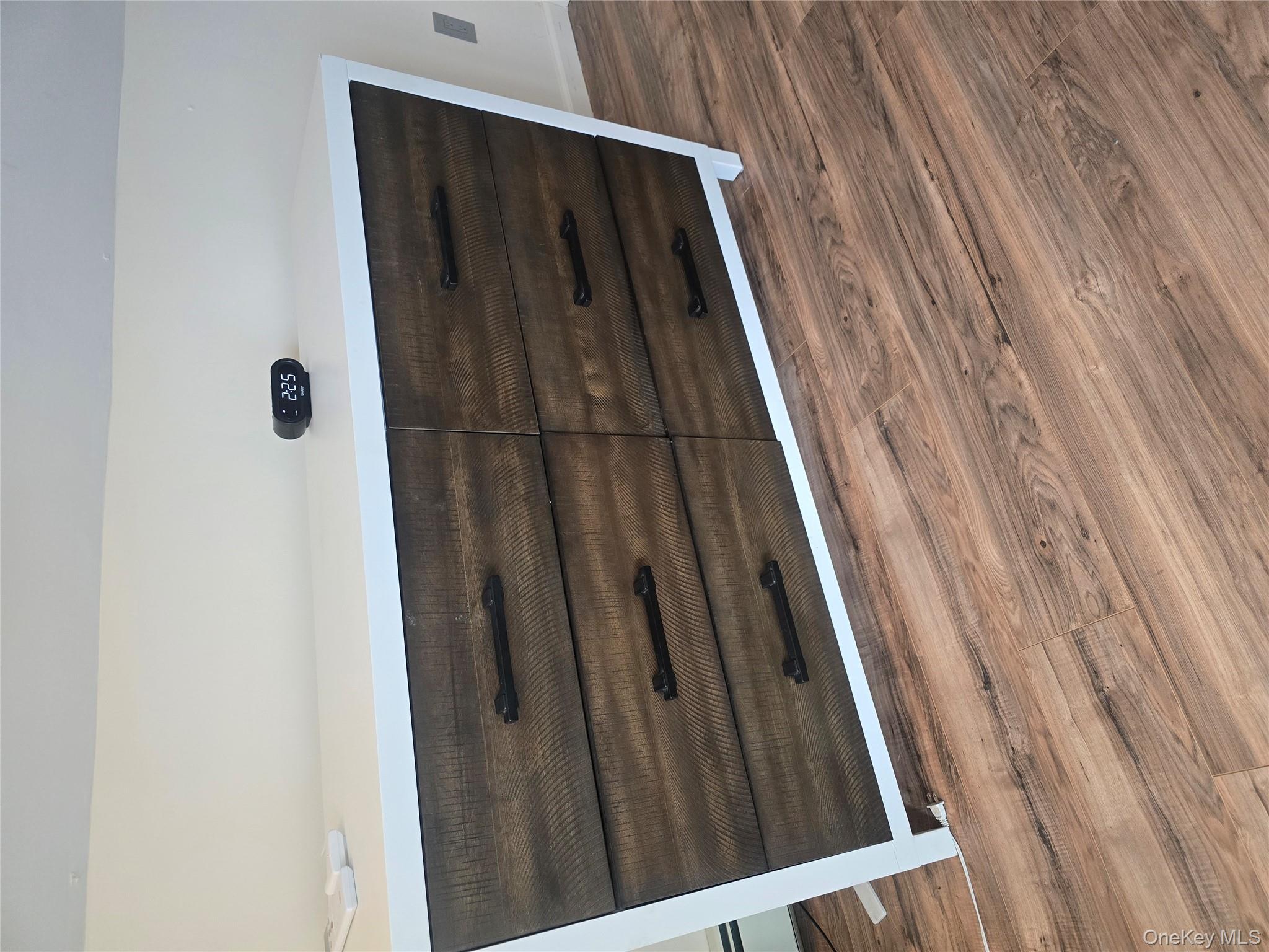 #11 photo, 375 Broadway, Bethpage , NY 11714