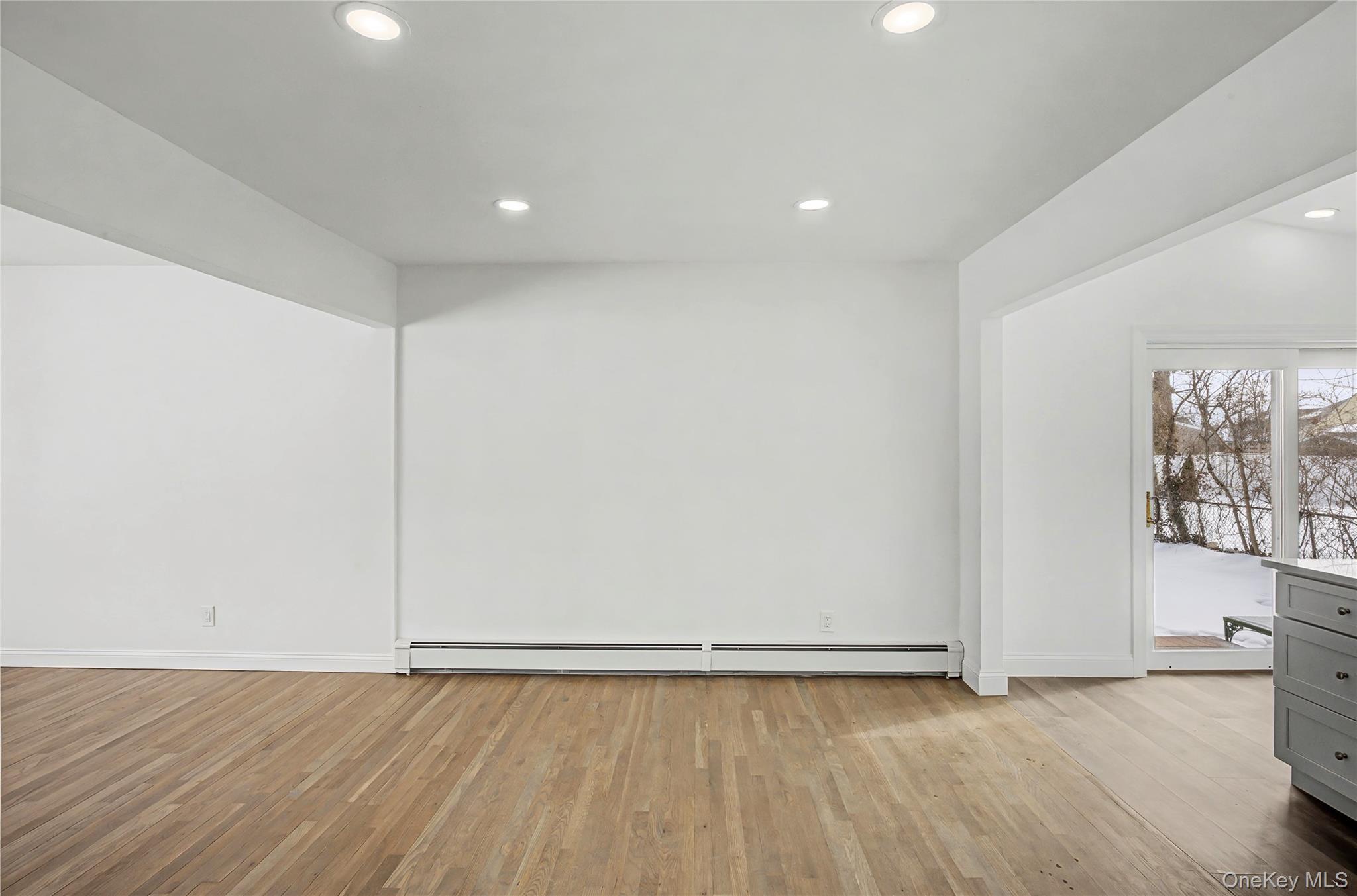 #7 photo, 6 Maple Lane, Massapequa Park , NY 11762