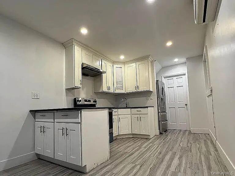 #2 photo, 54-23 153 rd Street, Flushing , NY 11355