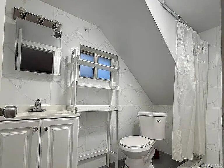 #5 photo, 54-23 153 rd Street, Flushing , NY 11355