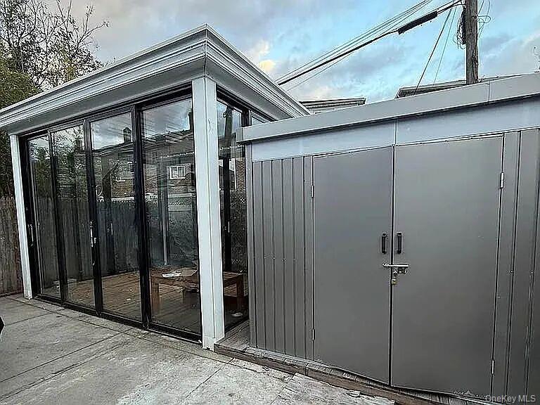 #8 photo, 54-23 153 rd Street, Flushing , NY 11355