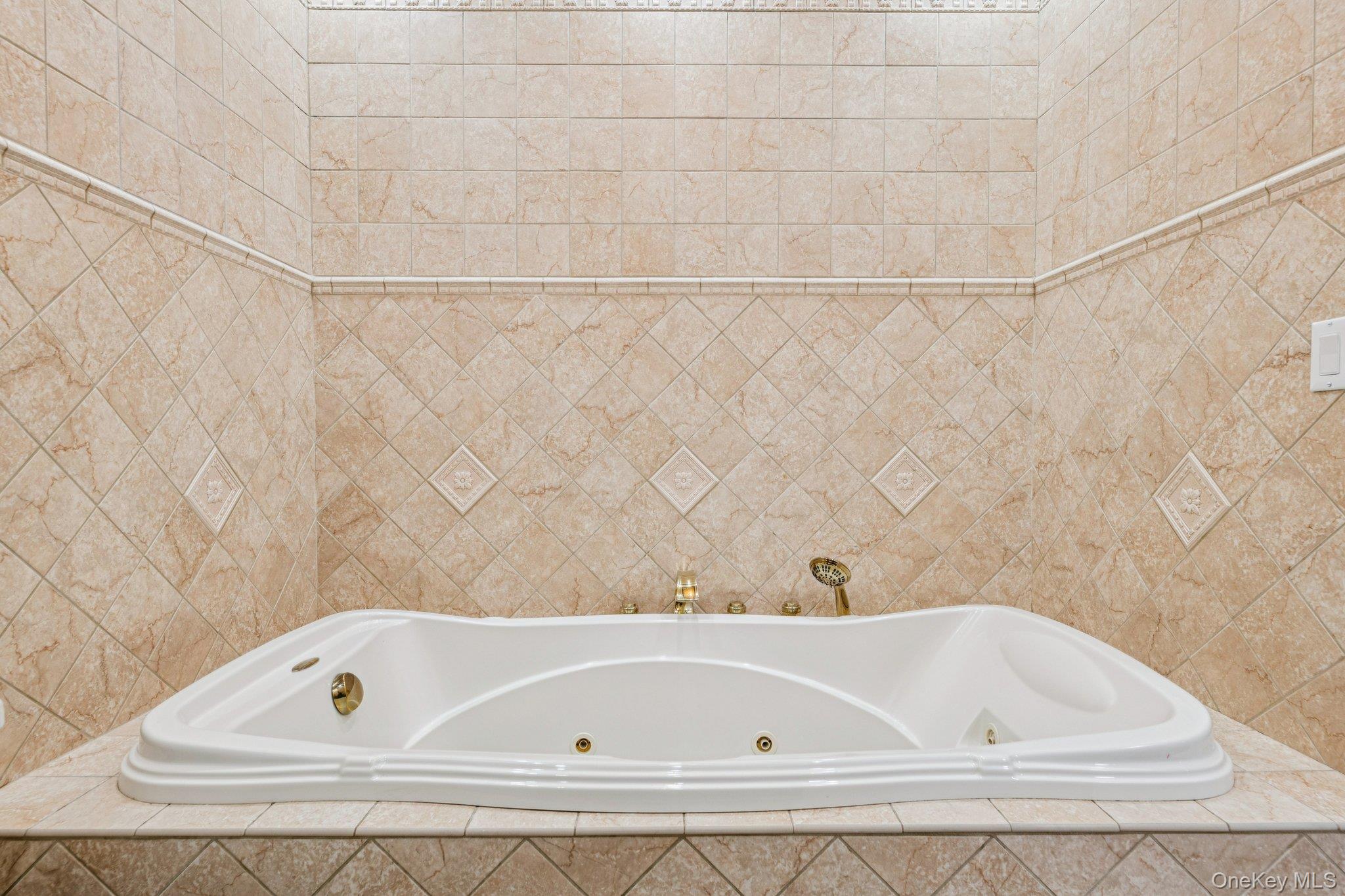 #18 photo, 1 Fifty Acre Court, Saint James , NY 11780