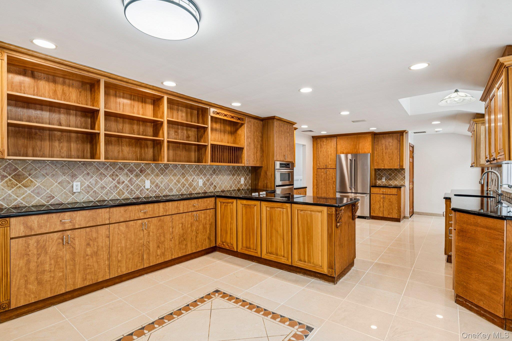 #7 photo, 1 Fifty Acre Court, Saint James , NY 11780