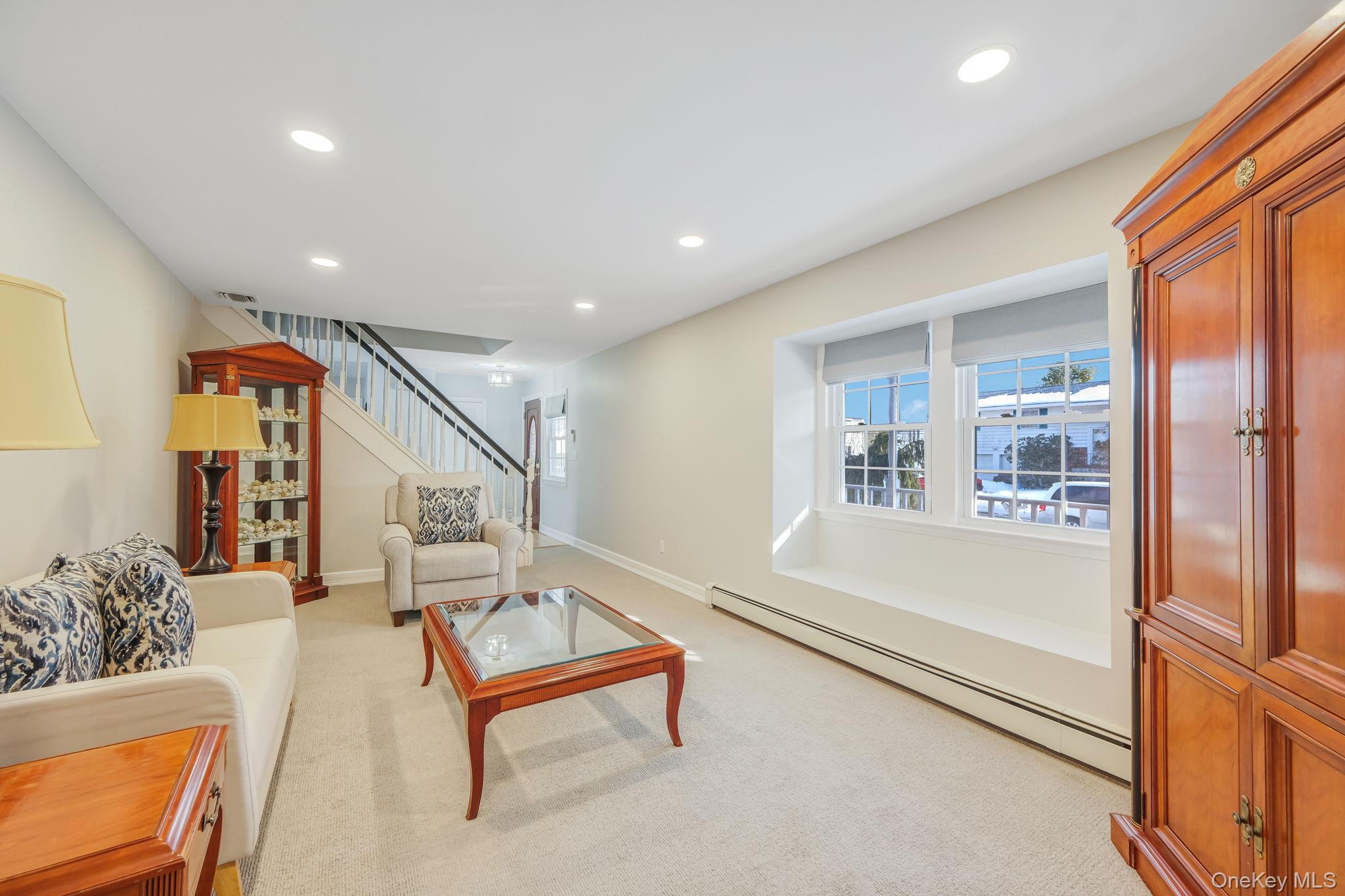 #6 photo, 1 6th Street, Nesconset , NY 11767