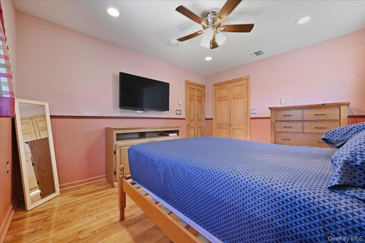 #13 photo, 20 Wendy Lane, Brentwood , NY 11717