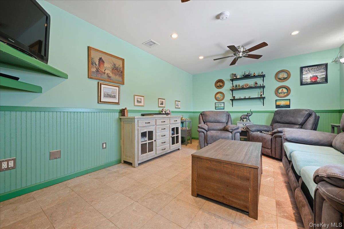 #5 photo, 20 Wendy Lane, Brentwood , NY 11717