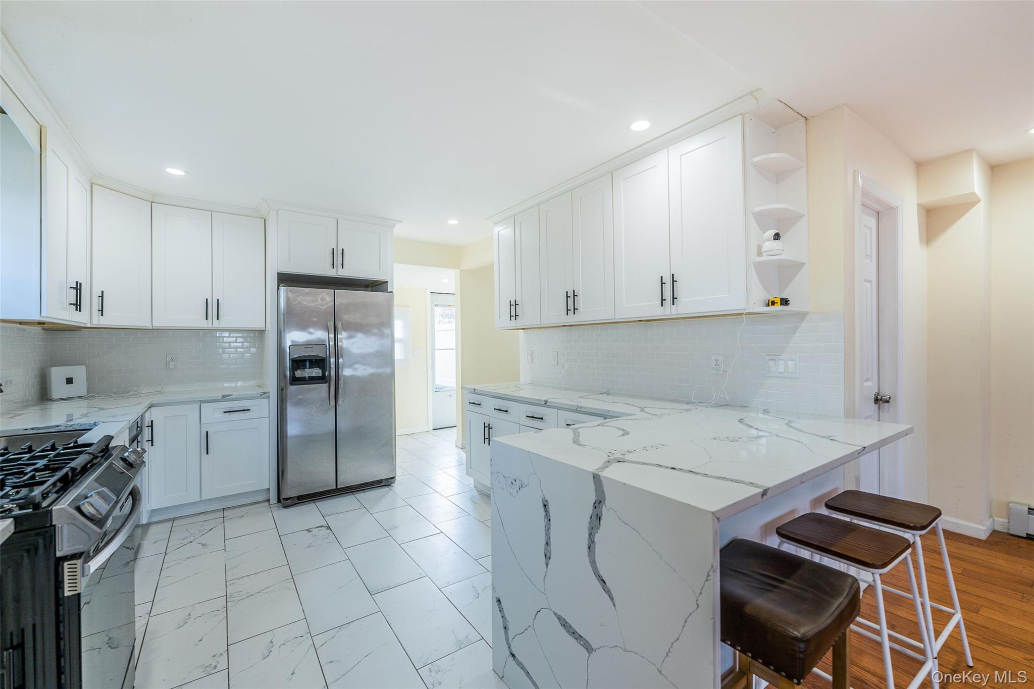 #5 photo, 15424 13th Avenue, Whitestone , NY 11357