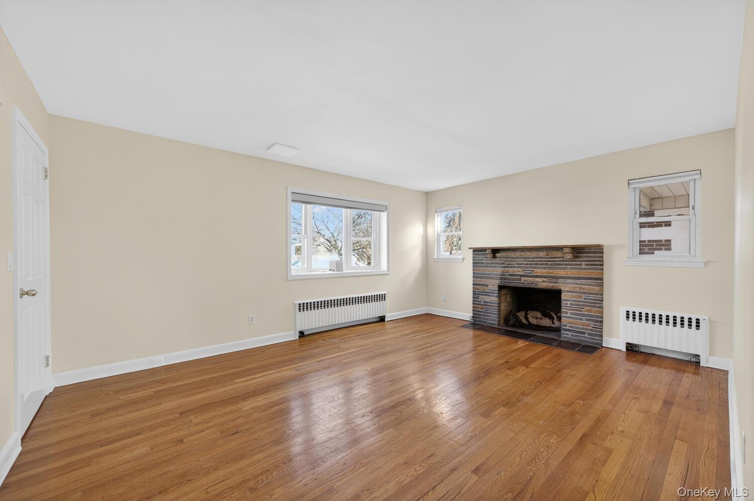 #2 photo, 46 Bedford Avenue, Westbury , NY 11590