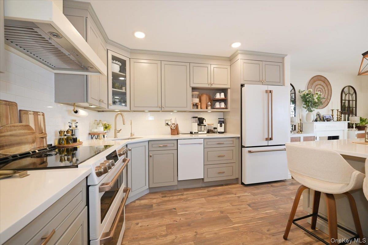 #3 photo, 750 Lido Boulevard, Lido Beach , NY 11561