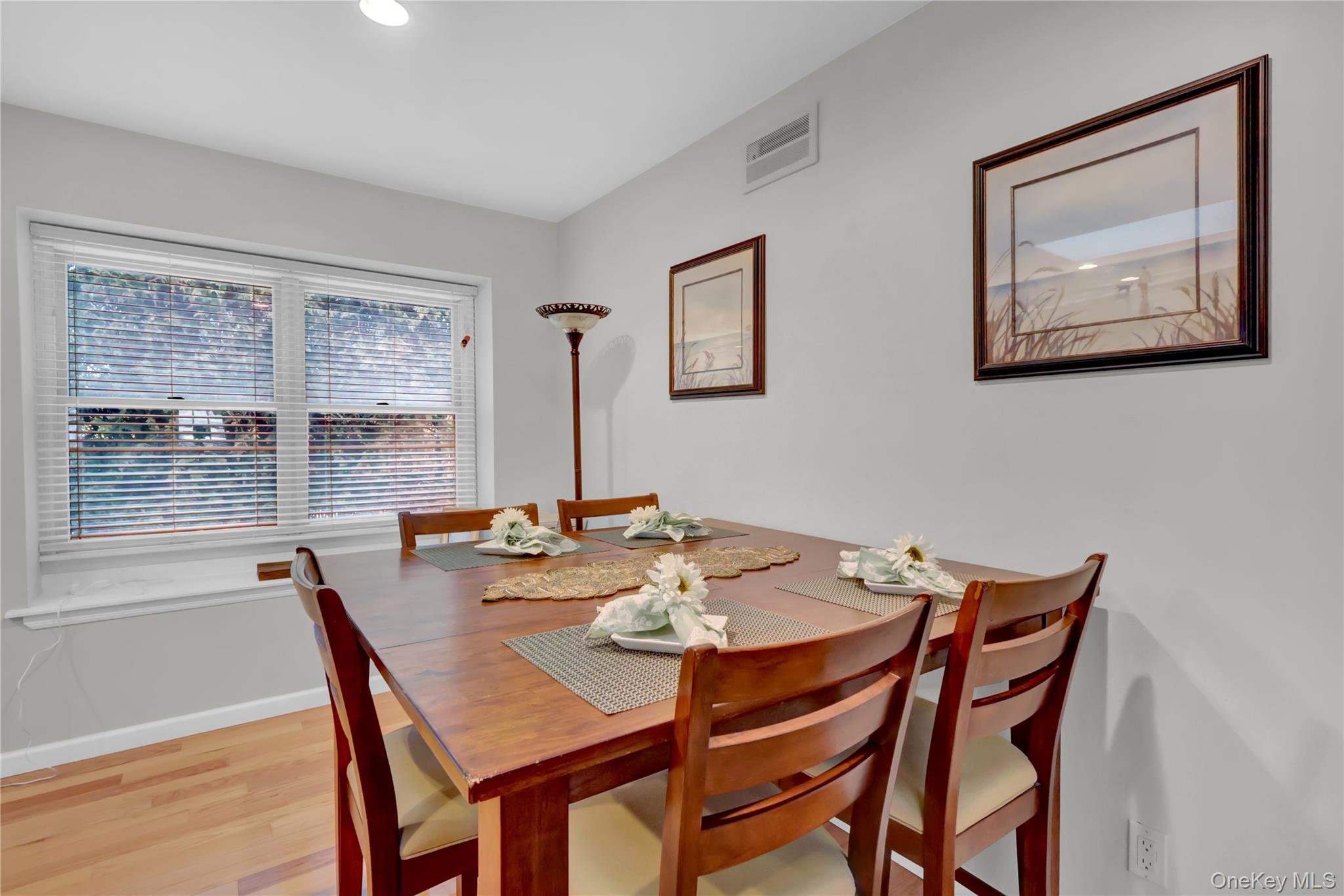 #11 photo, 11 Primrose Lane, North Babylon , NY 11703