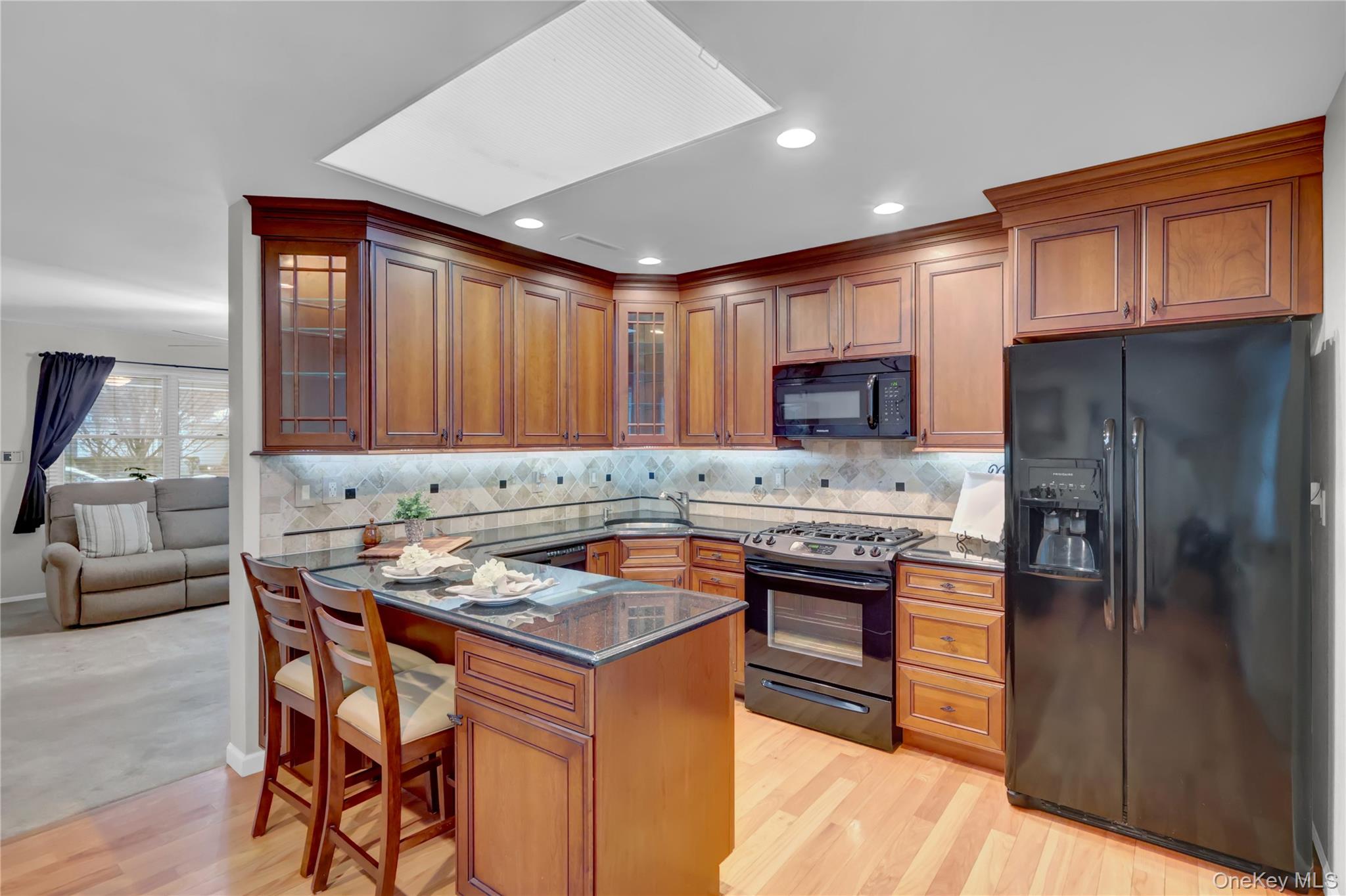 #13 photo, 11 Primrose Lane, 东长岛 North Babylon , NY 11703