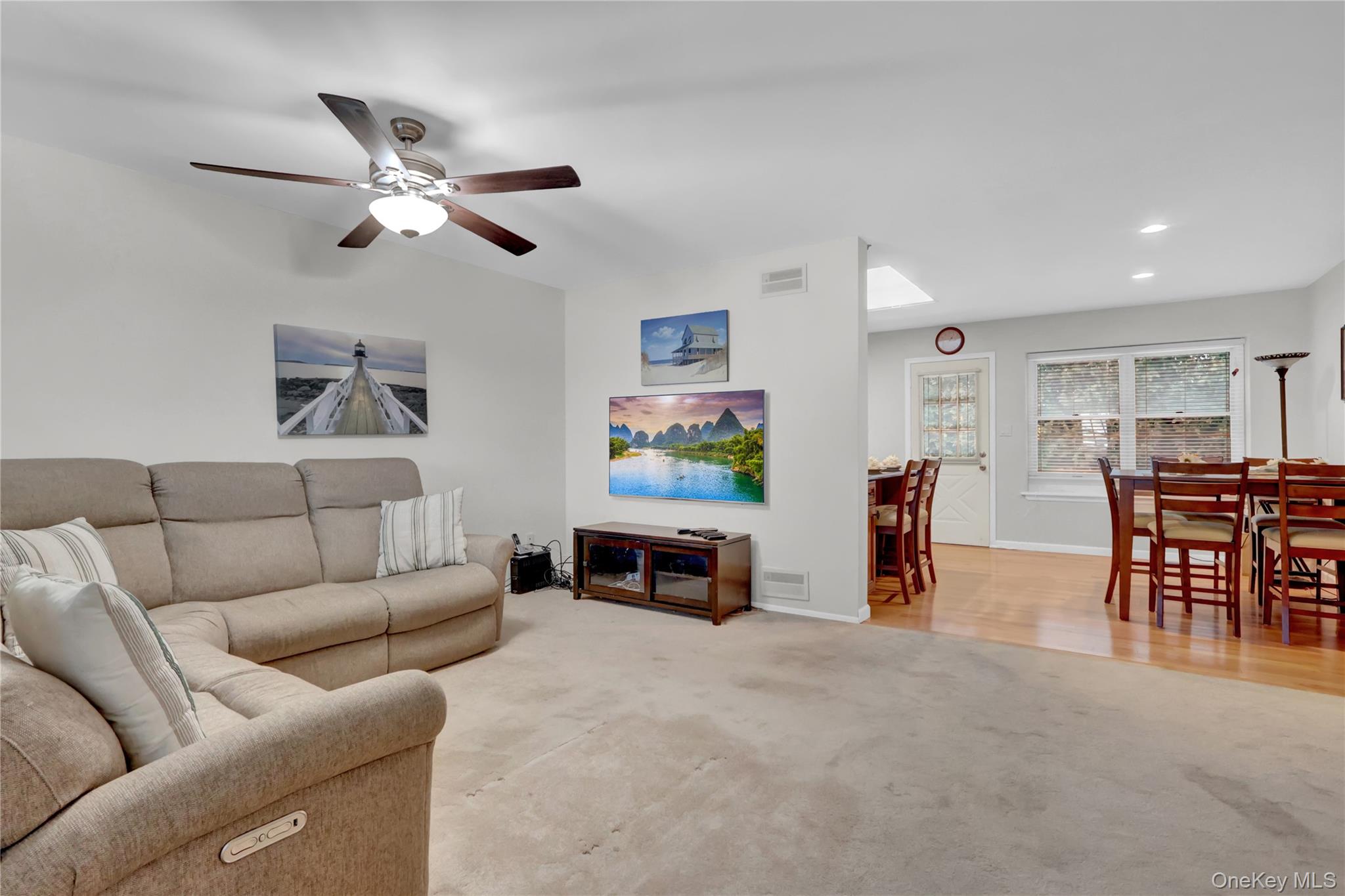 #5 photo, 11 Primrose Lane, North Babylon , NY 11703