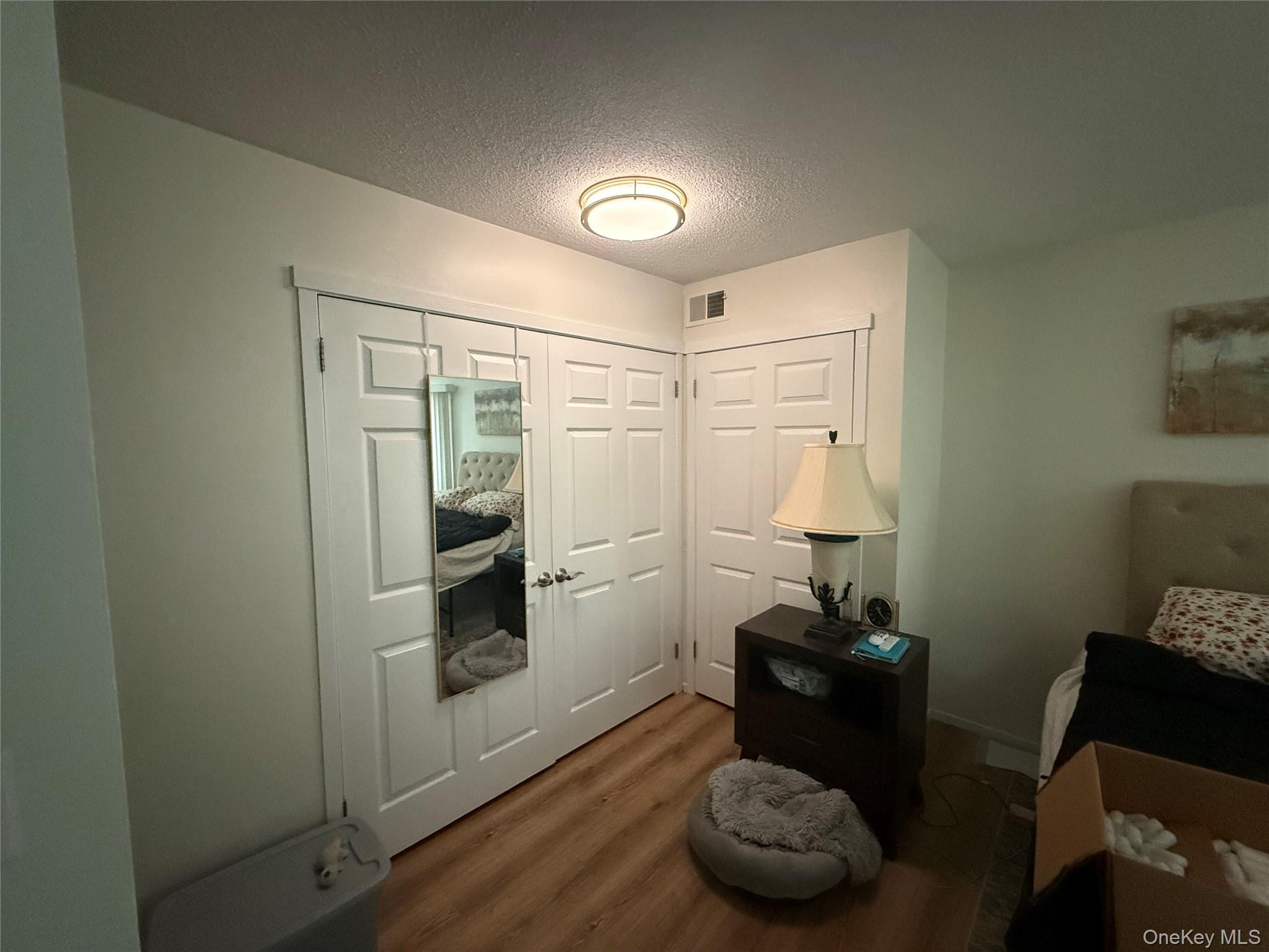 #13 photo, 211 Treetop Circle, Nanuet , NY 10954