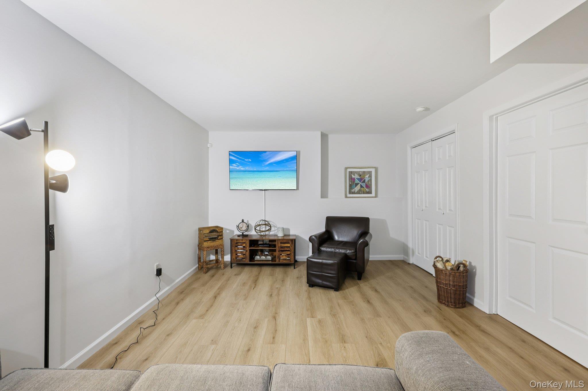 #19 photo, 409 Country Club Lane, Pomona , NY 10970