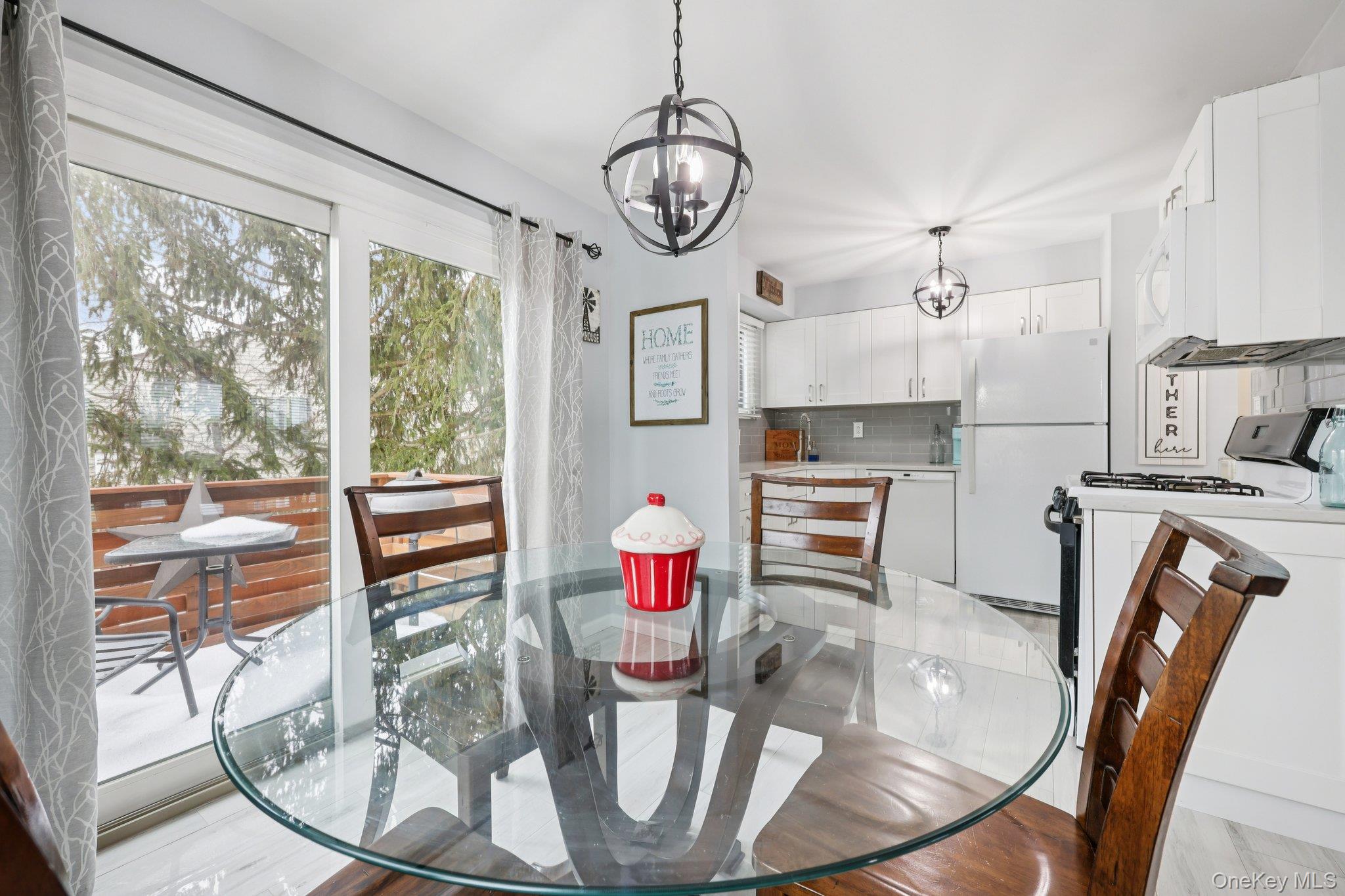 #8 photo, 409 Country Club Lane, Pomona , NY 10970