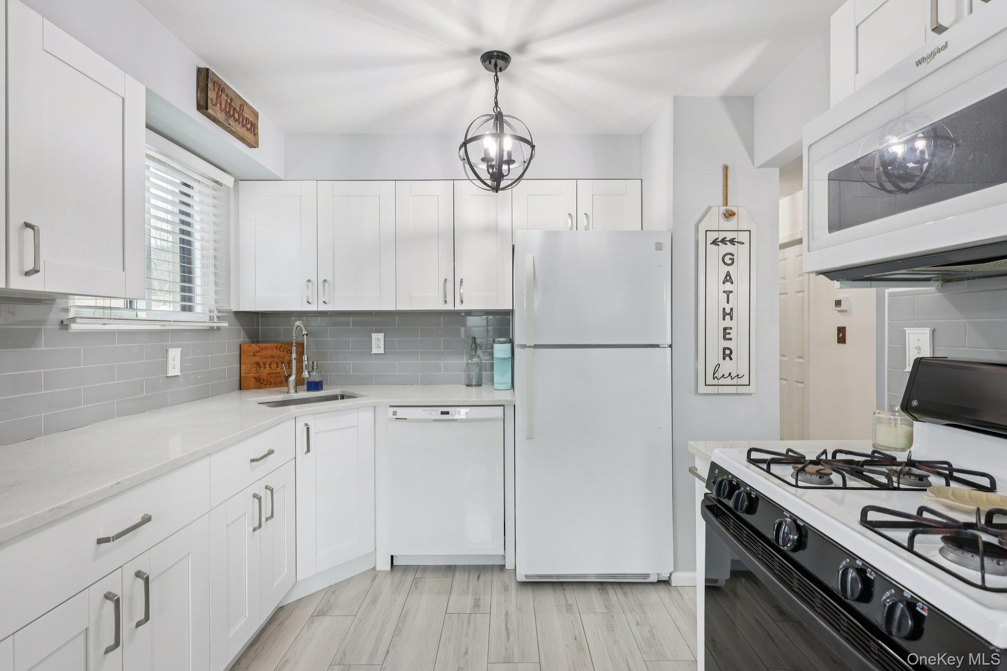 #9 photo, 409 Country Club Lane, Pomona , NY 10970