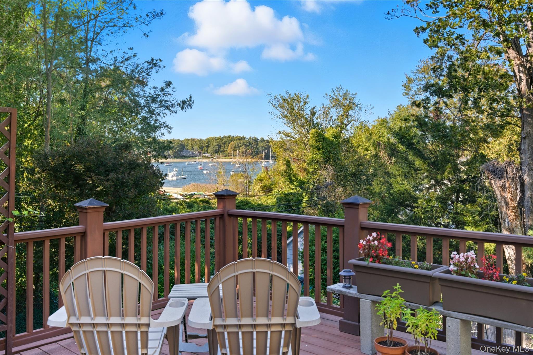 #1 photo, 7 Landing Road, सफ़ोक काउंटी Huntington , NY 11743