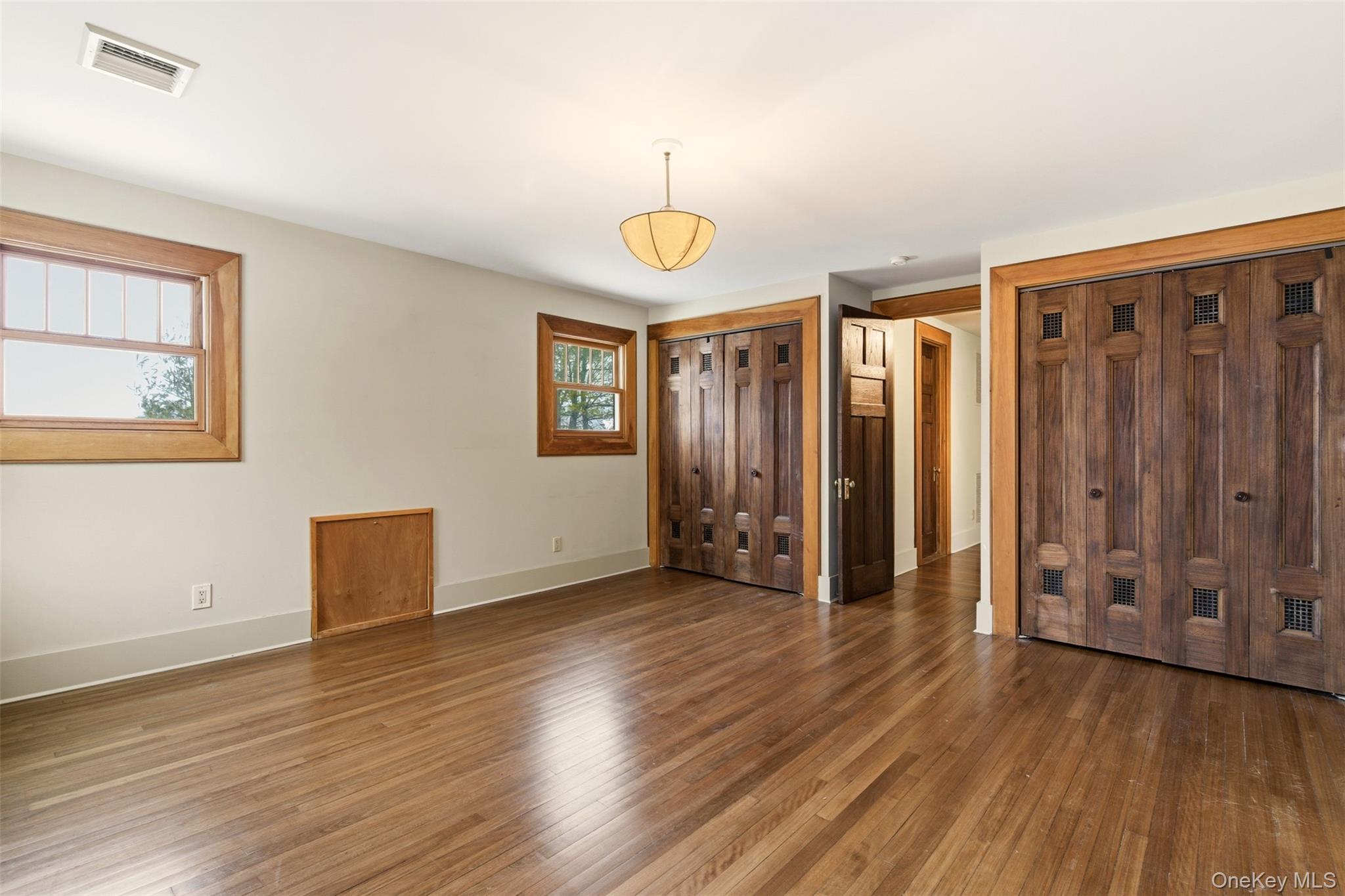 #16 photo, 7 Landing Road, सफ़ोक काउंटी Huntington , NY 11743