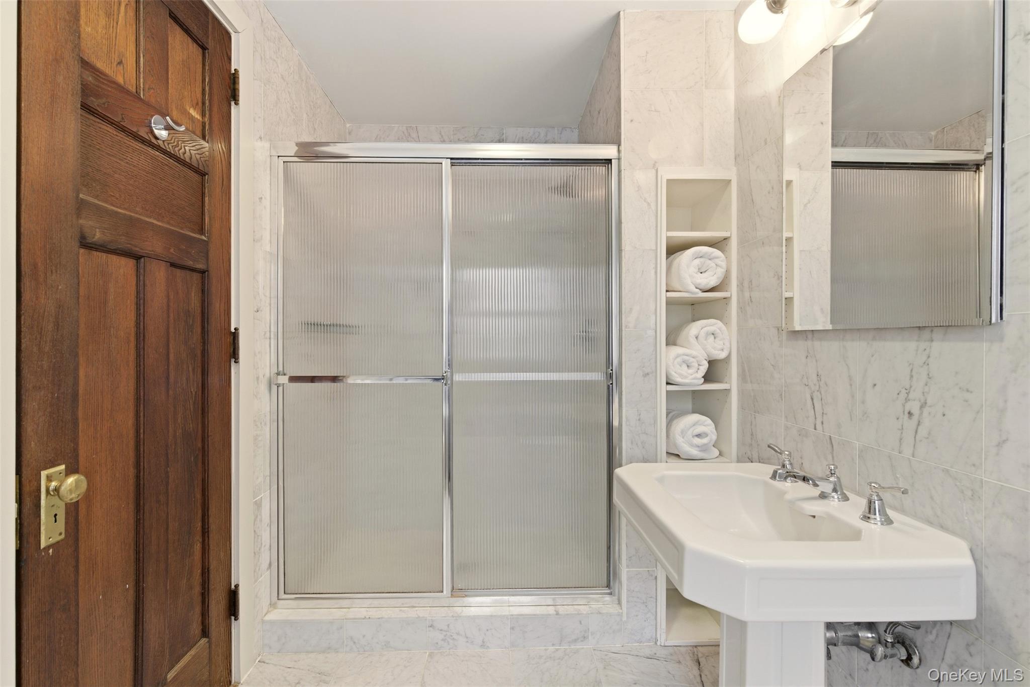 #17 photo, 7 Landing Road, सफ़ोक काउंटी Huntington , NY 11743