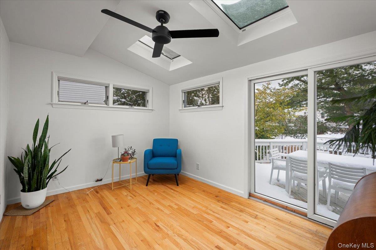 #10 photo, 1325 Stoneybrook Avenue, Mamaroneck , NY 10543