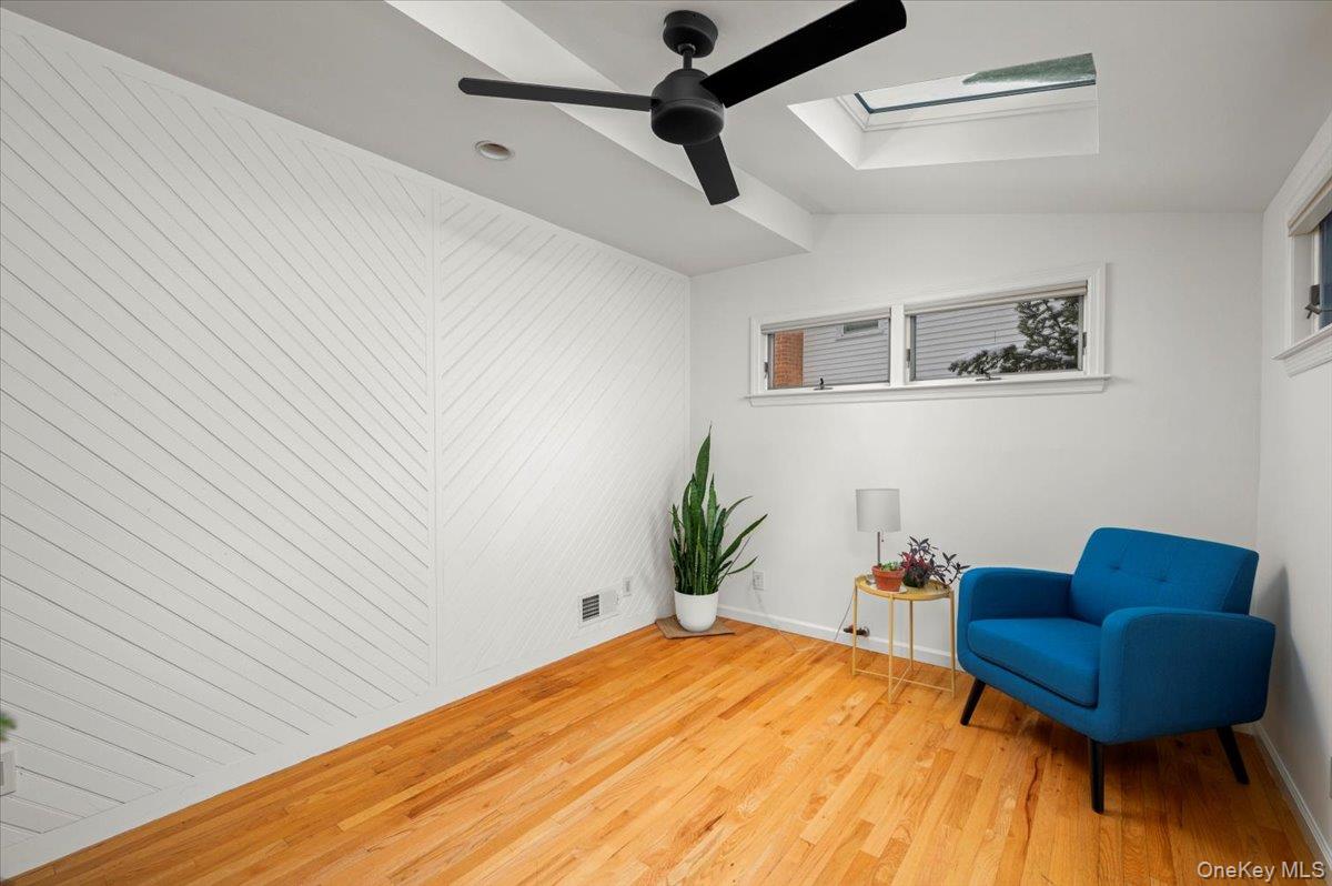 #11 photo, 1325 Stoneybrook Avenue, Mamaroneck , NY 10543