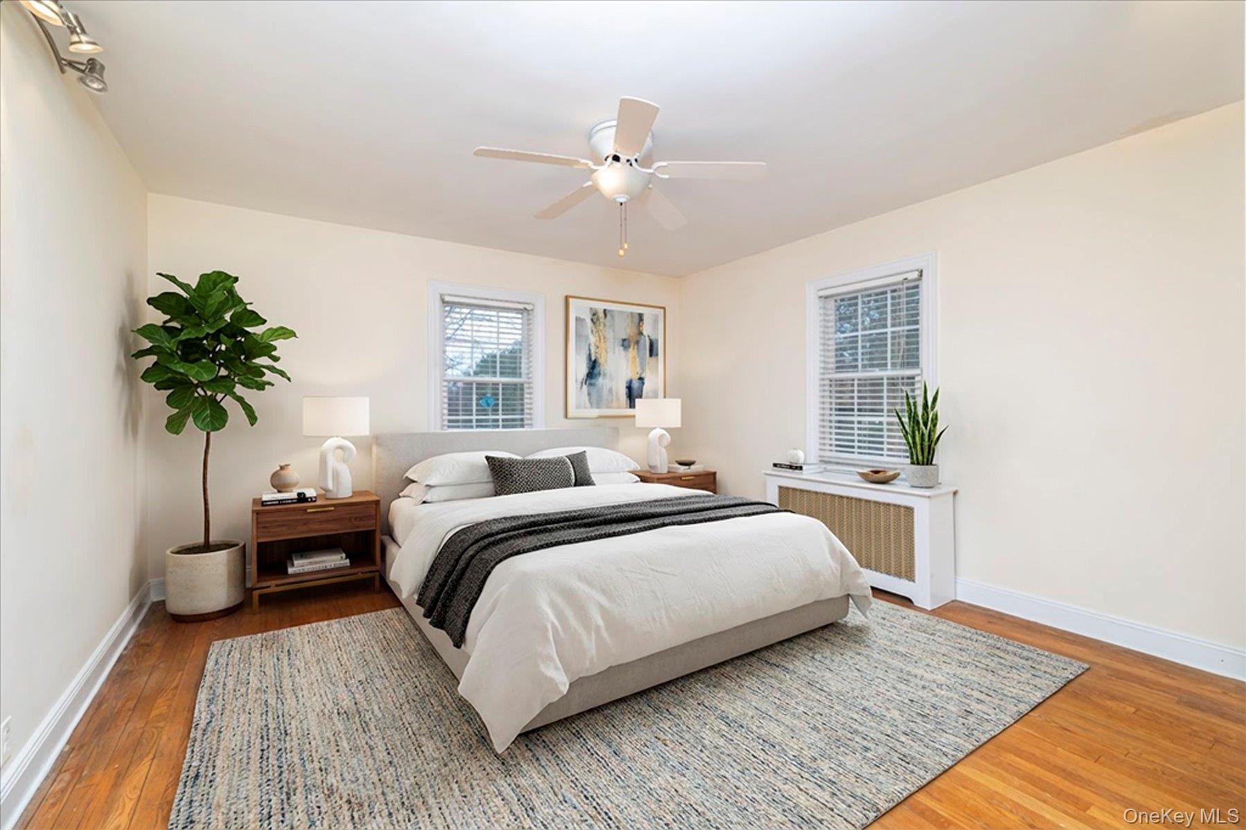 #17 photo, 28 Saint Thomas Place, Malverne , NY 11565