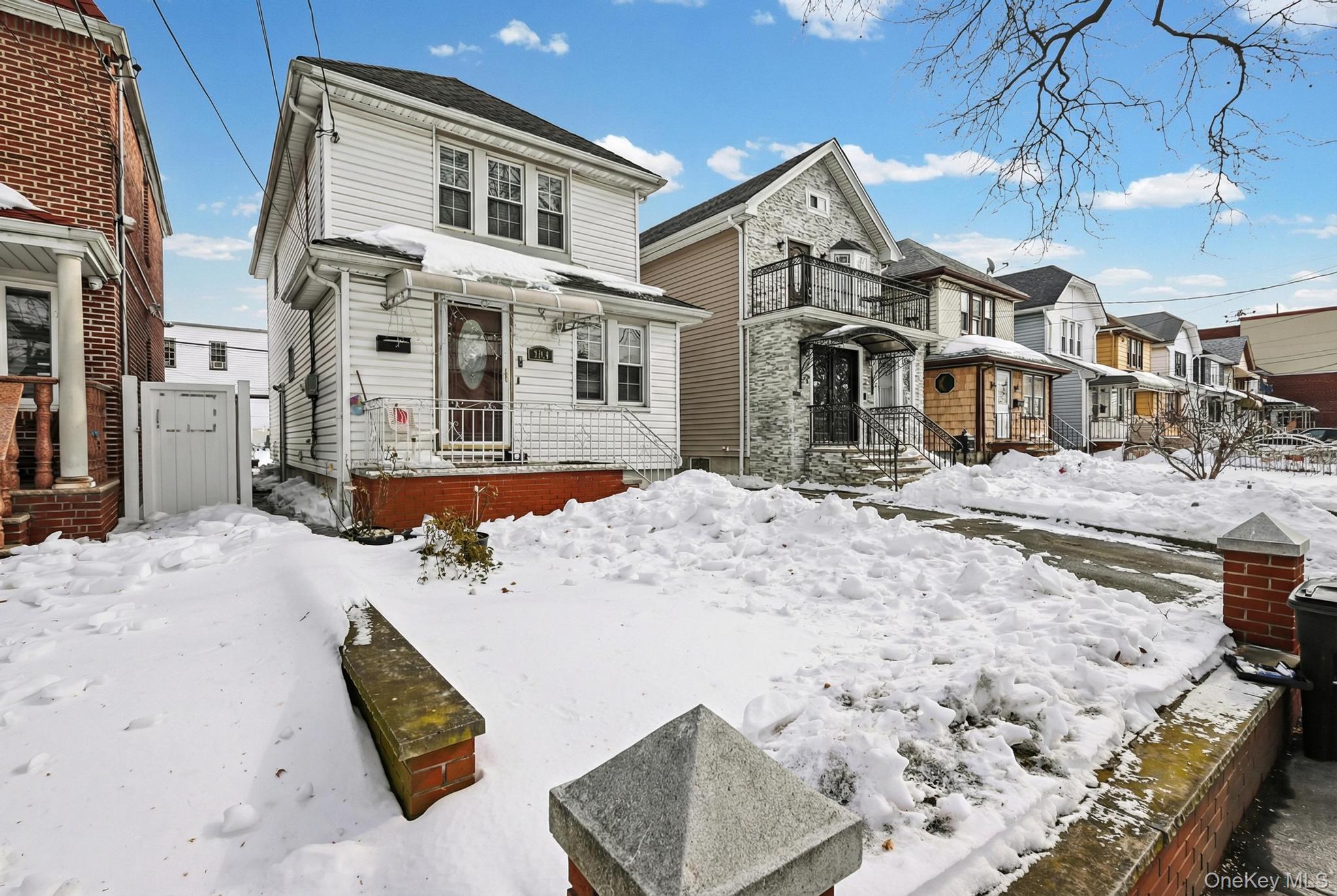 #5 photo, 93-19 201st Street, Hollis , NY 11423