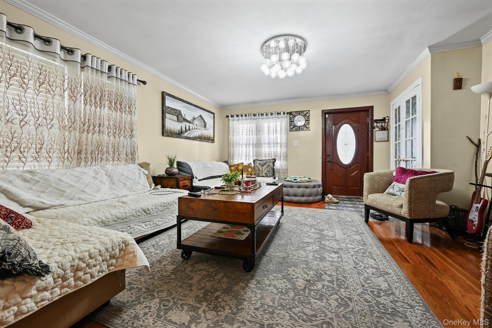 #7 photo, 93-19 201st Street, Hollis , NY 11423