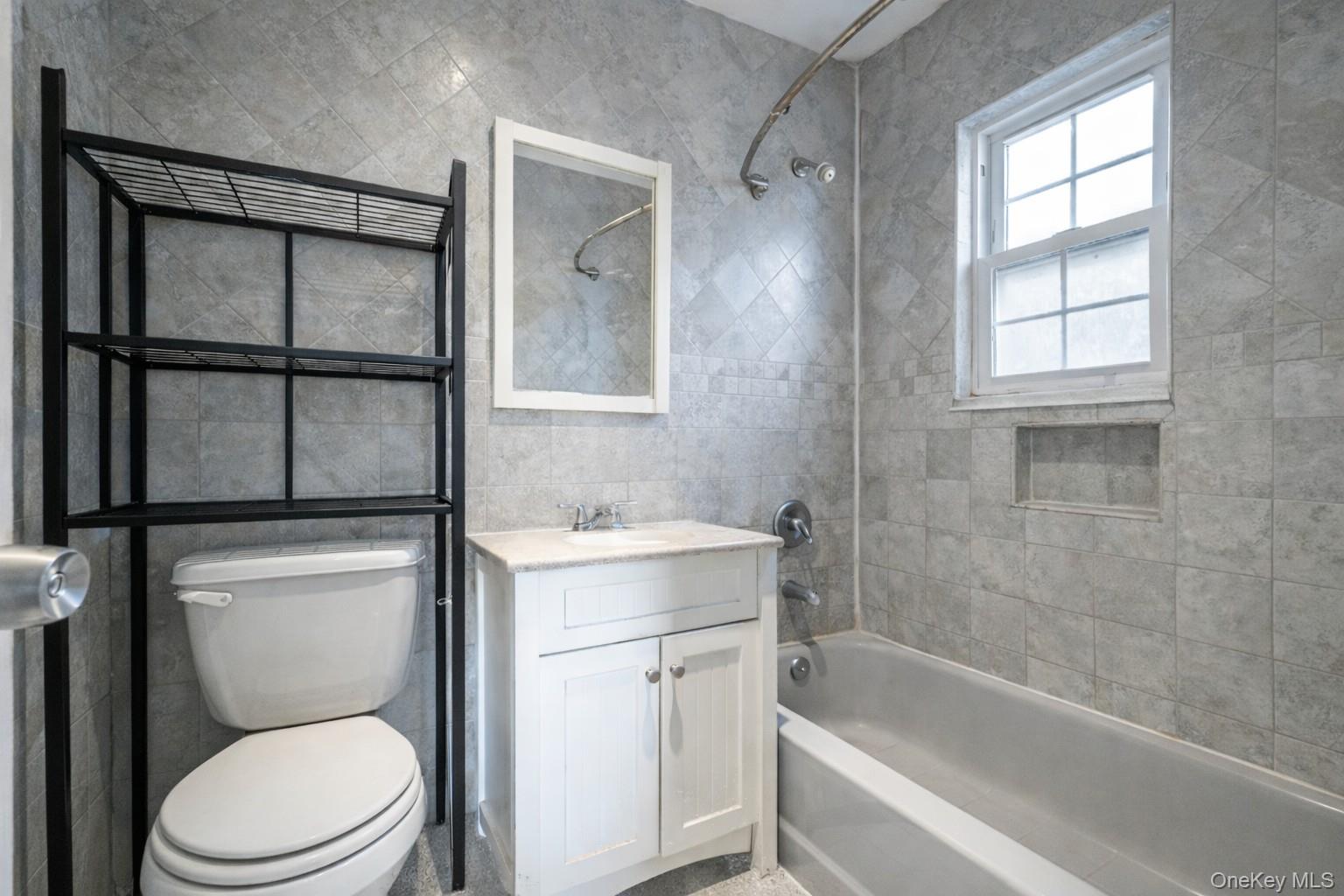 #14 photo, 21910 132nd Road, Laurelton , NY 11413