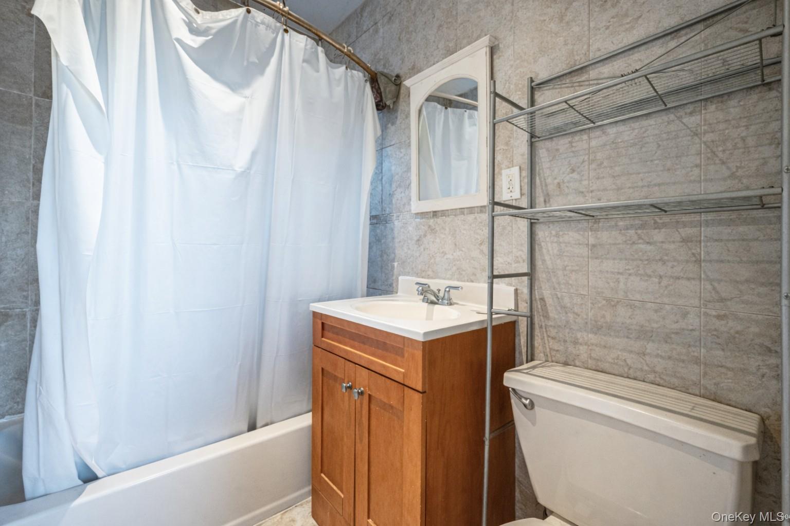 #15 photo, 21910 132nd Road, Laurelton , NY 11413