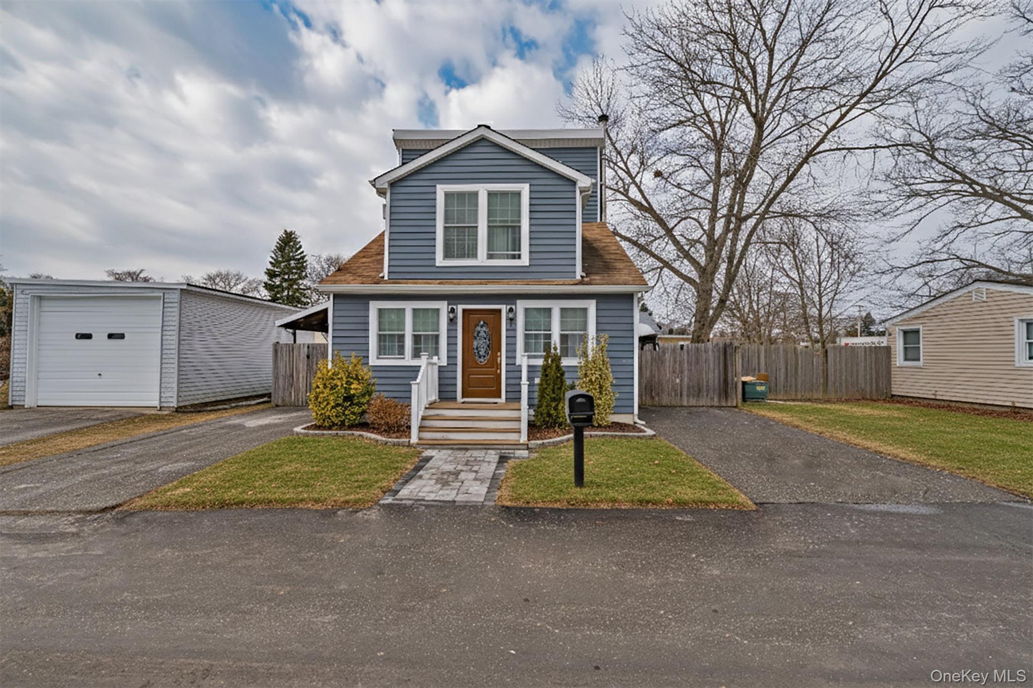 #1 photo, 4 Morgan Avenue, Саффолк ‖ Port Jefferson Station , NY 11776