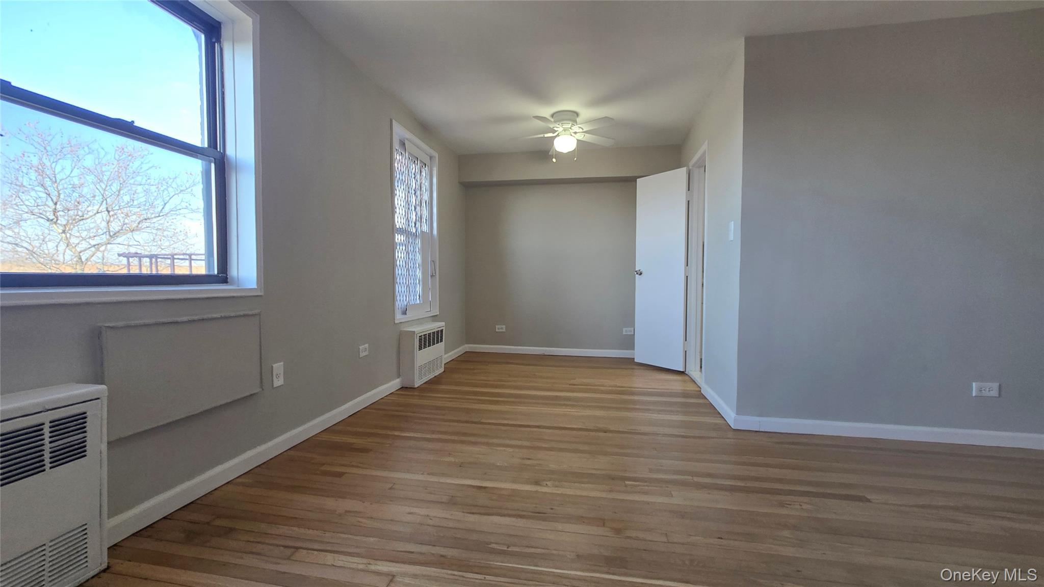 #5 photo, 84-09 155th, קווינס Howard Beach , NY 11414