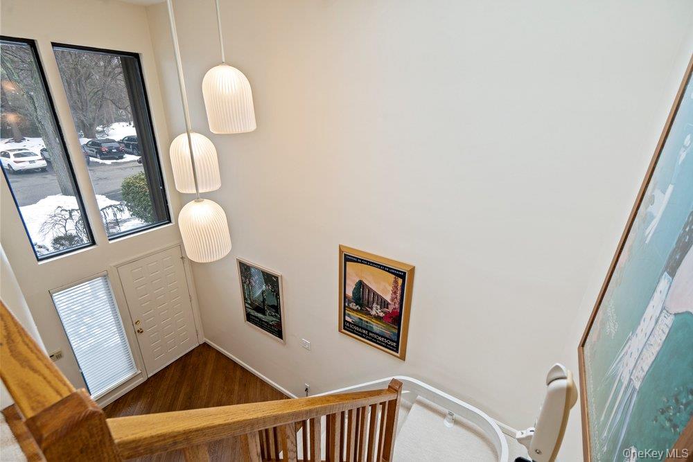 #17 photo, 194 Alta Terrace Terrace, Jericho , NY 11753