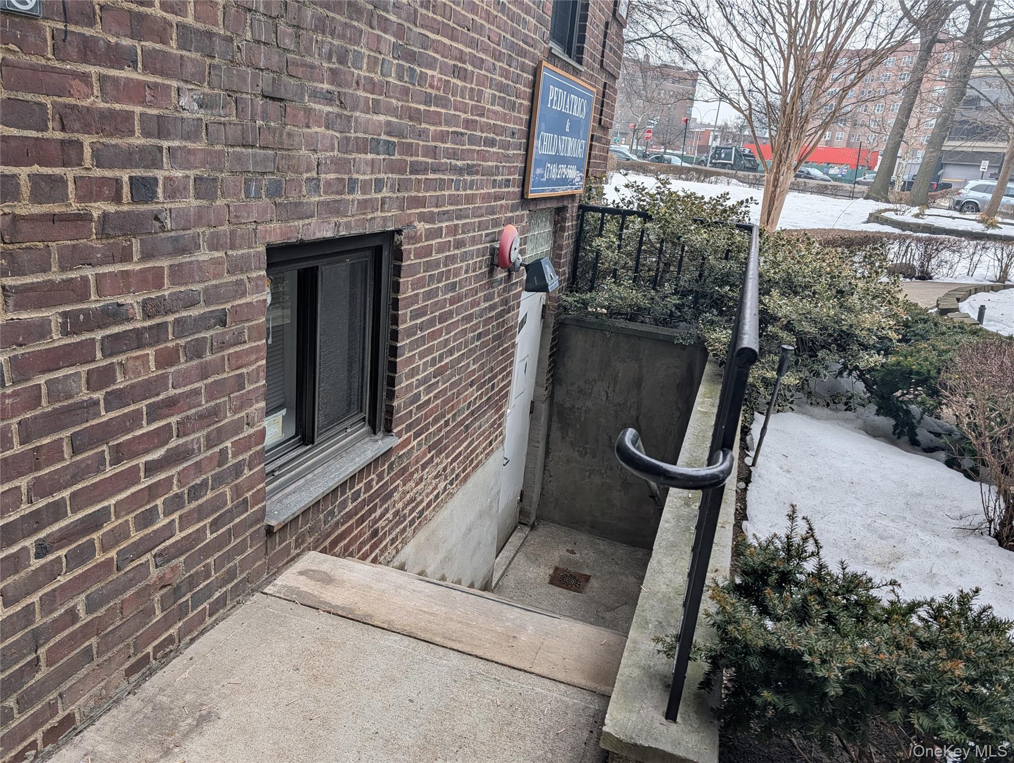 #2 photo, 98-17 Queens Blvd, Rego Park , NY 11374