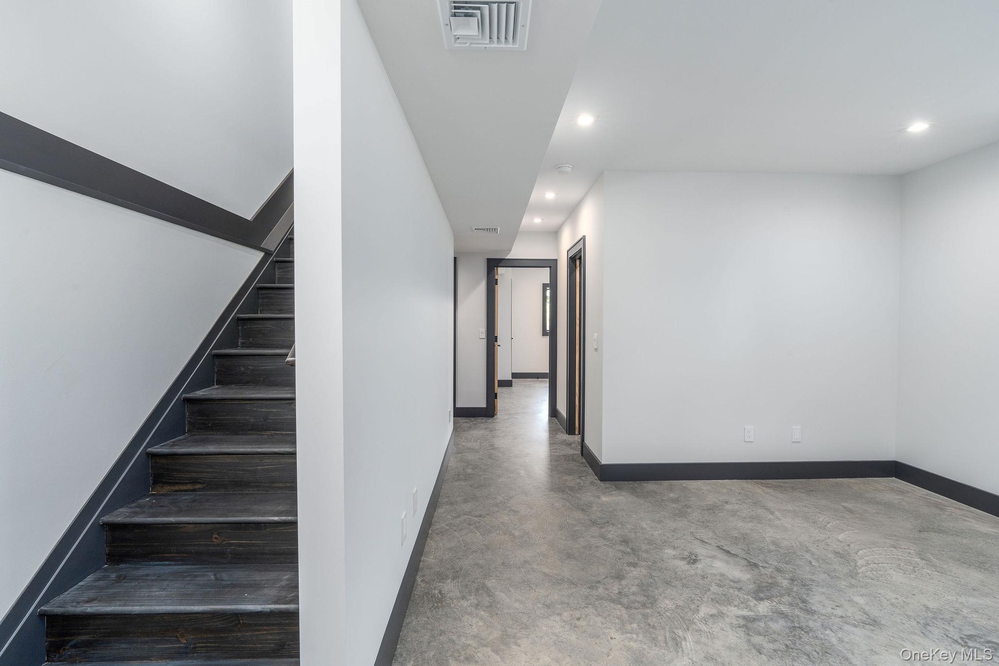 #14 photo, 216 North Street, Greenport , NY 11944