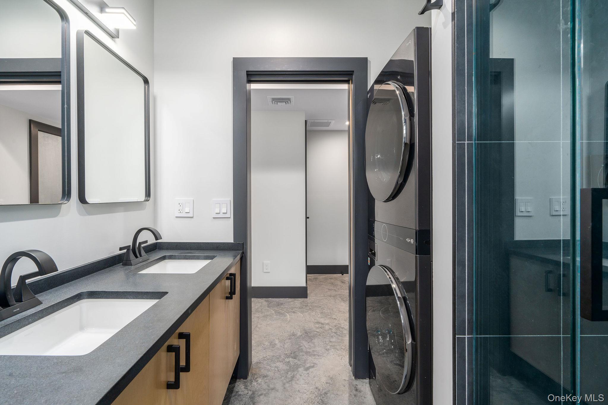 #20 photo, 216 North Street, Greenport , NY 11944