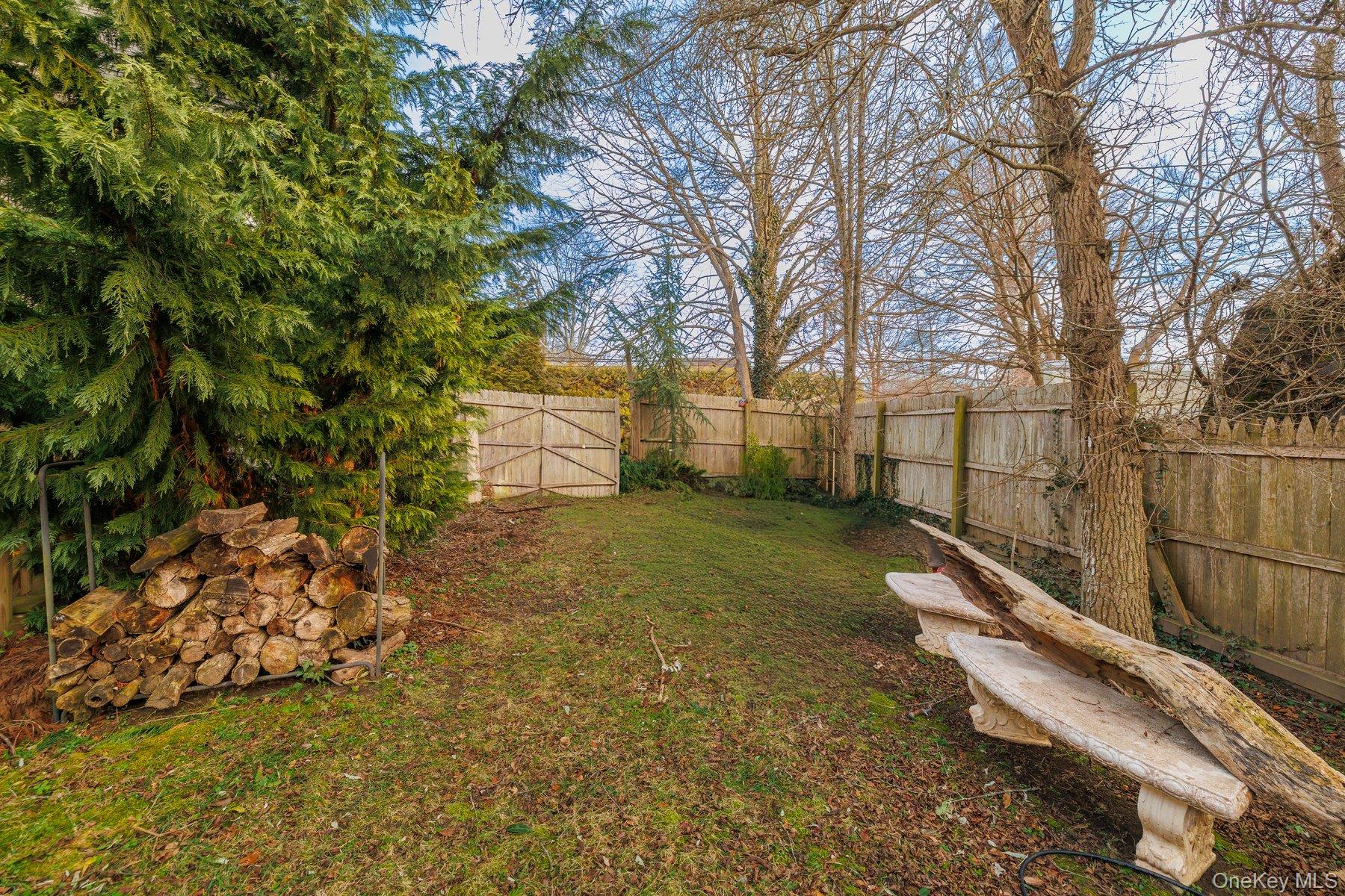 #19 photo, 12 Summit Street, East Patchogue , NY 11772