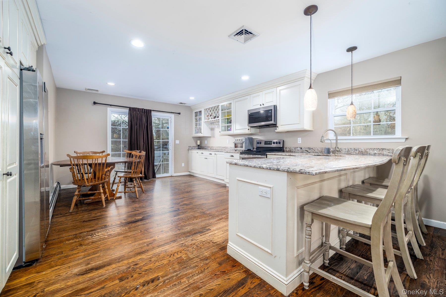 #7 photo, 12 Summit Street, East Patchogue , NY 11772