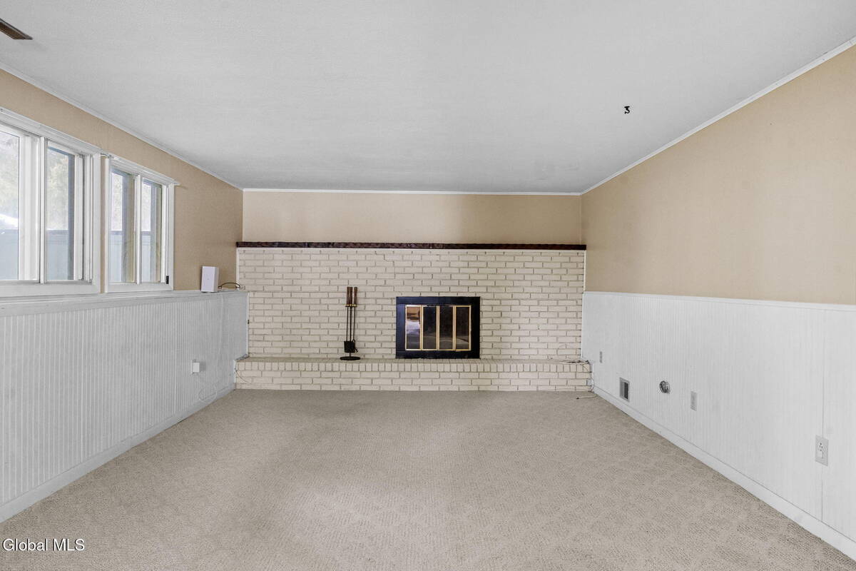 #27 photo, 1041 Gates Drive, Schenectady , NY 12306